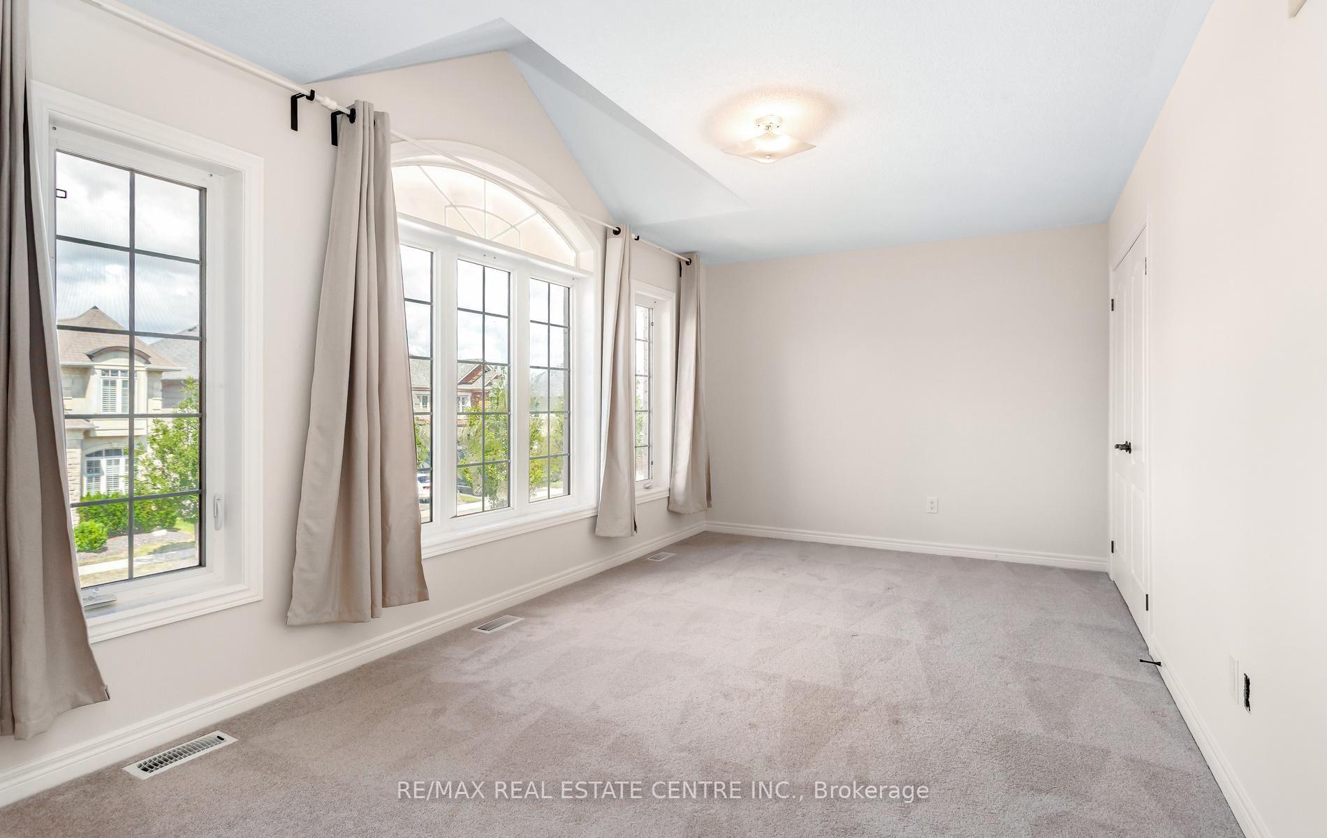 Photo 29 of 4640 Erwin Road, Burlington, Alton — HOMEH