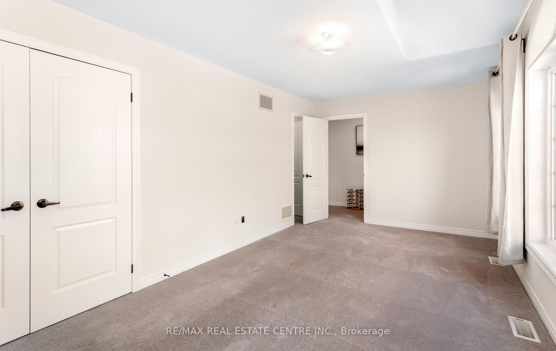 Photo 31 of 4640 Erwin Road, Burlington, Alton — HOMEH