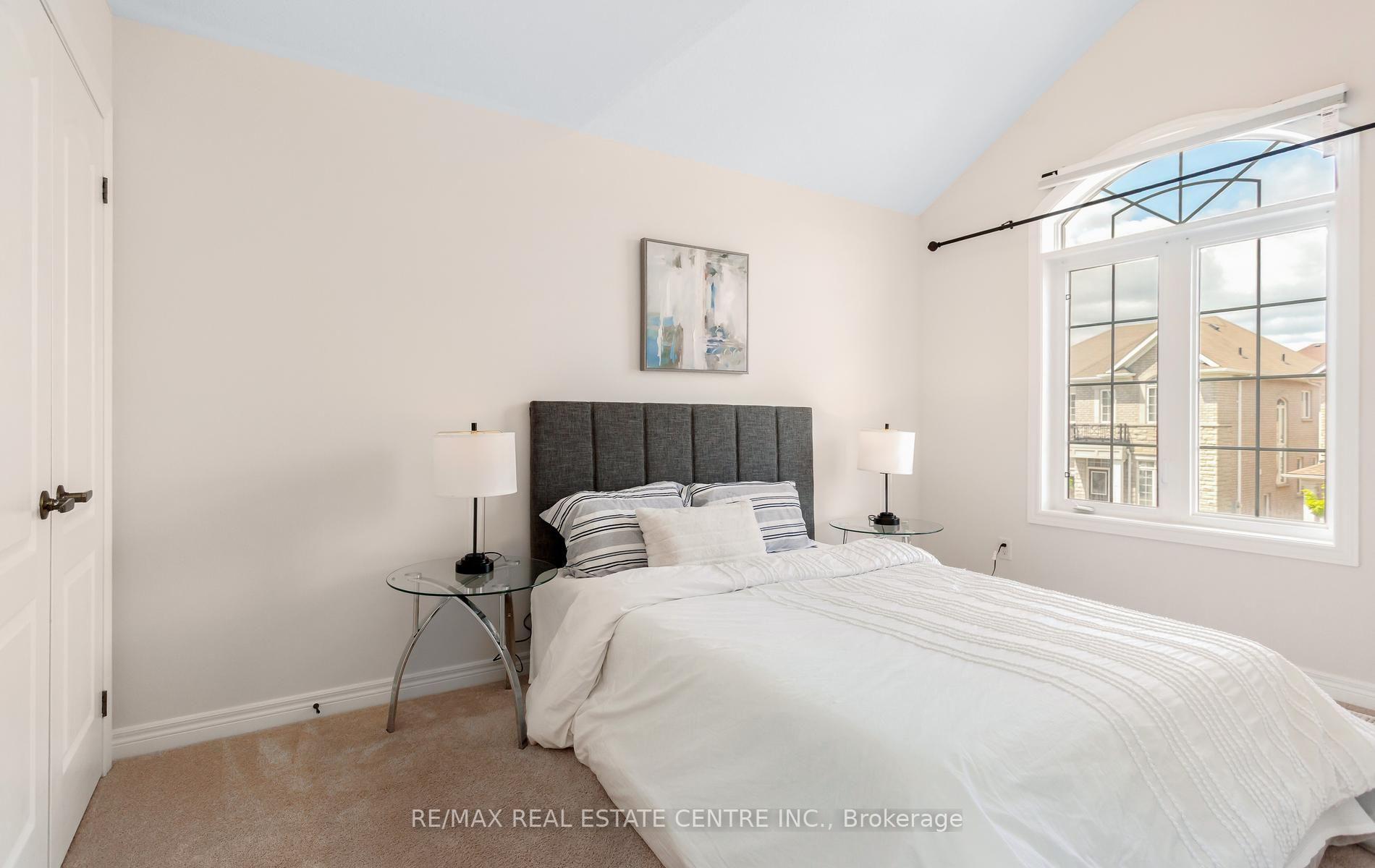 Photo 35 of 4640 Erwin Road, Burlington, Alton — HOMEH