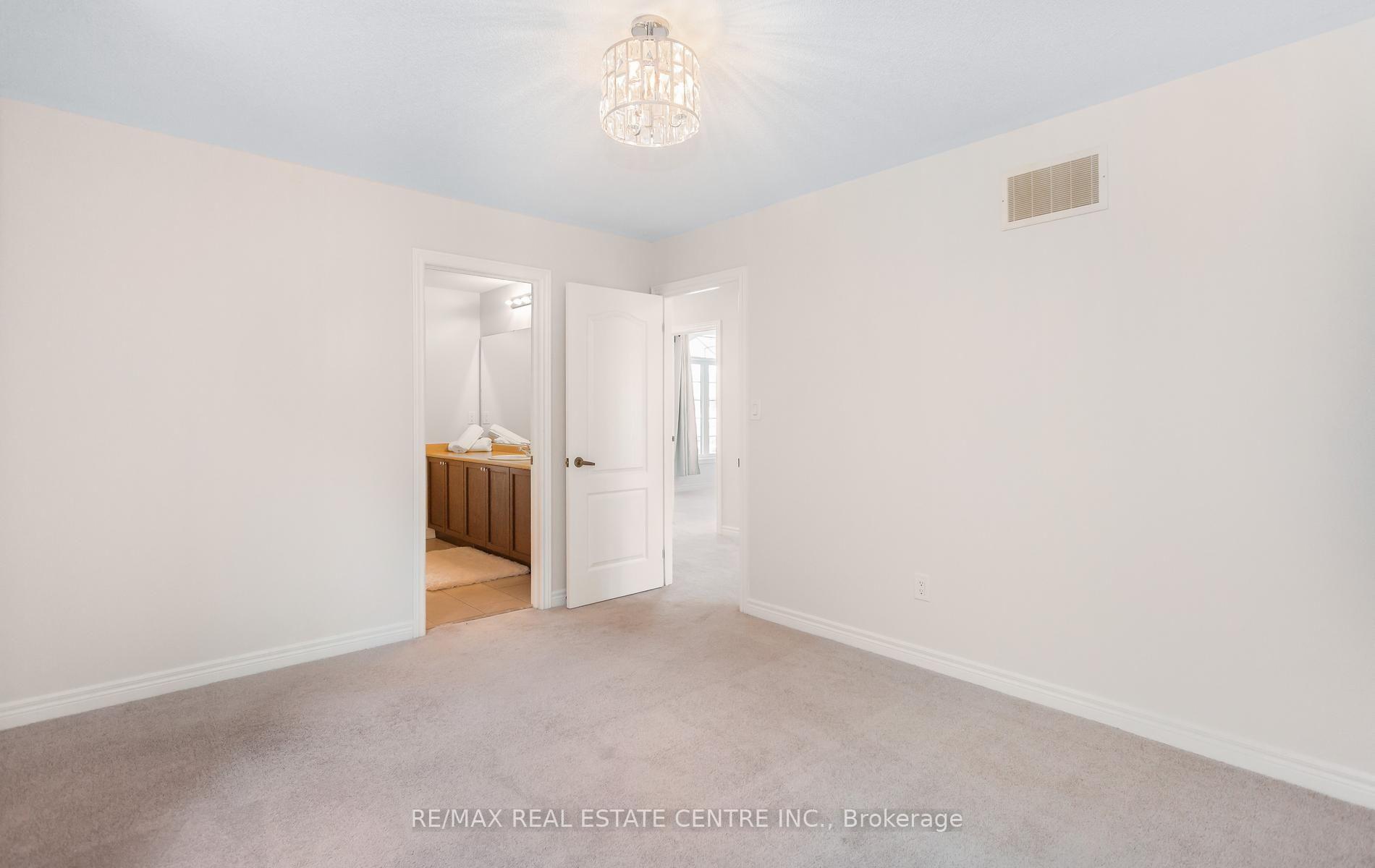 Photo 38 of 4640 Erwin Road, Burlington, Alton — HOMEH