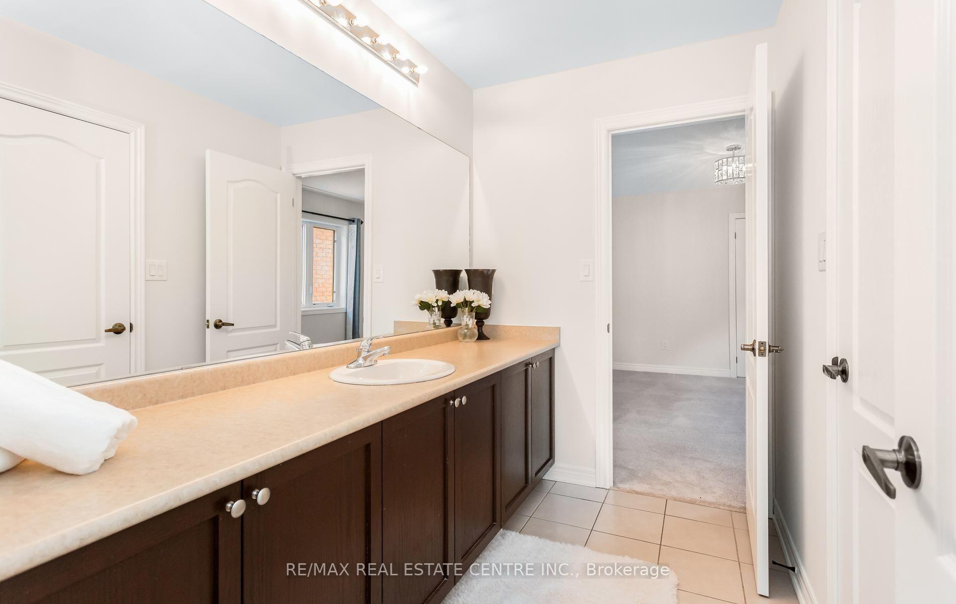 Photo 39 of 4640 Erwin Road, Burlington, Alton — HOMEH