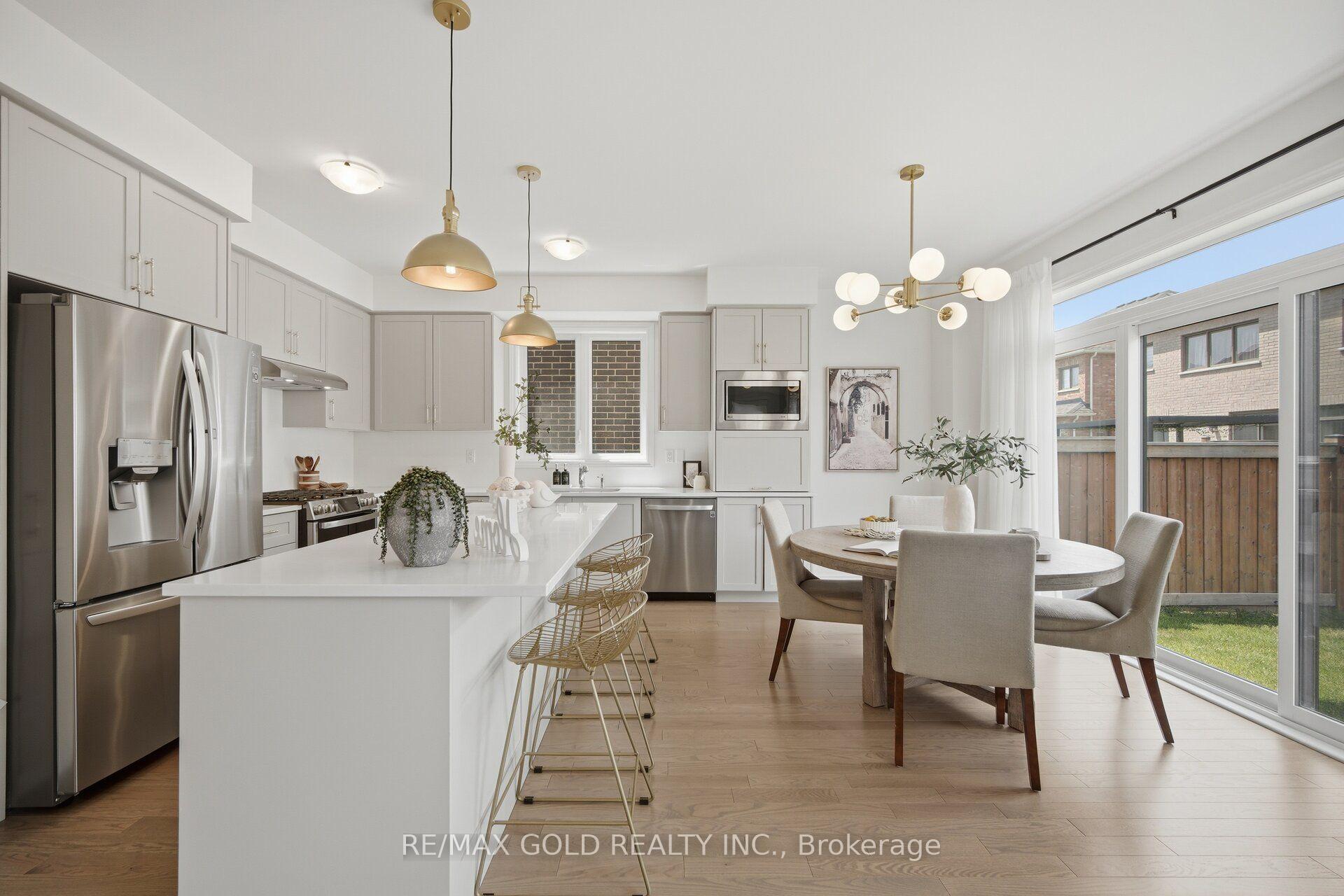 Photo 8 of 8 Huggins Drive, Whitby, Rural Whitby — HOMEH