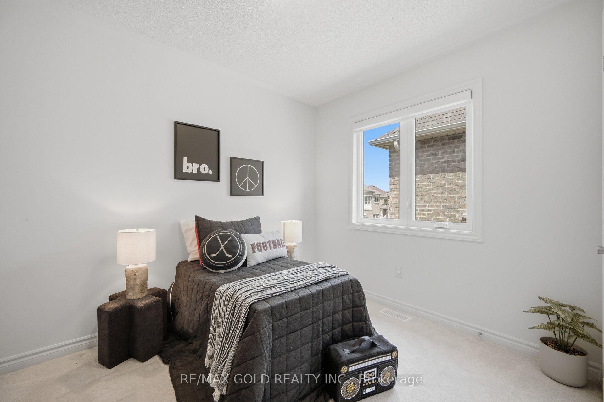 Photo 39 of 8 Huggins Drive, Whitby, Rural Whitby — HOMEH