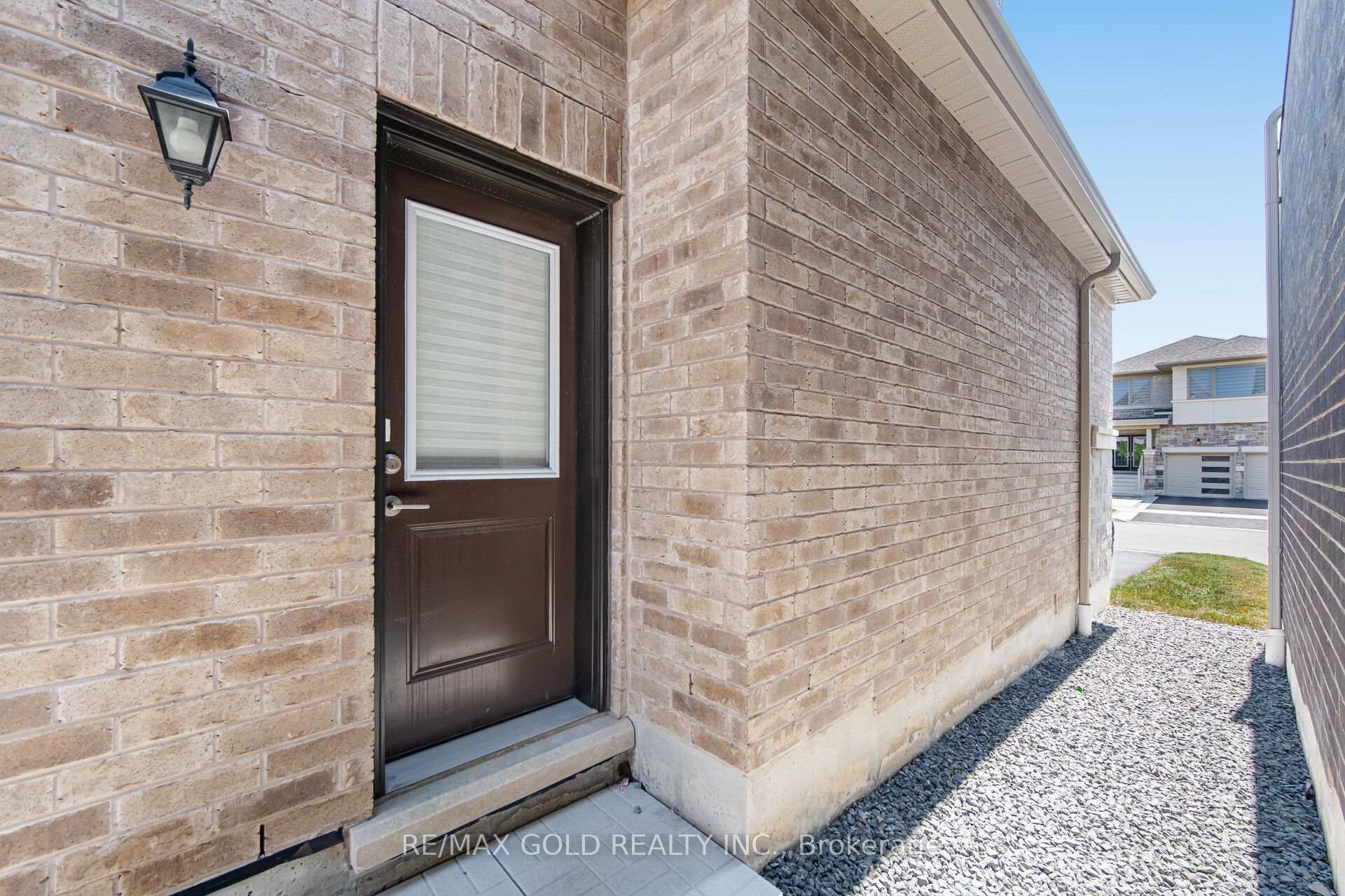 Photo 50 of 8 Huggins Drive, Whitby, Rural Whitby — HOMEH