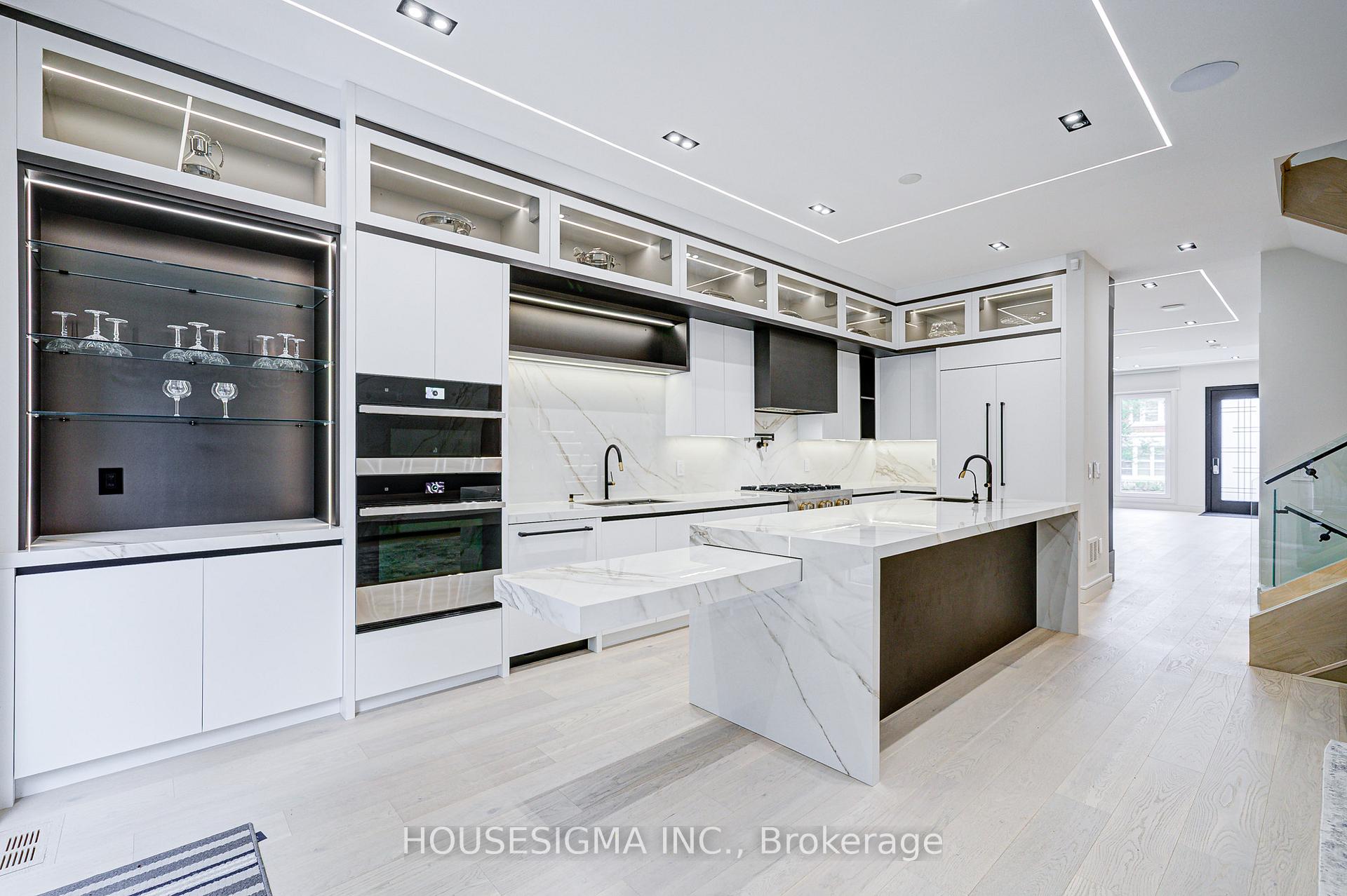 Photo 6 of 151 Dewbourne Avenue, Toronto, Humewood-Cedarvale — HOMEH