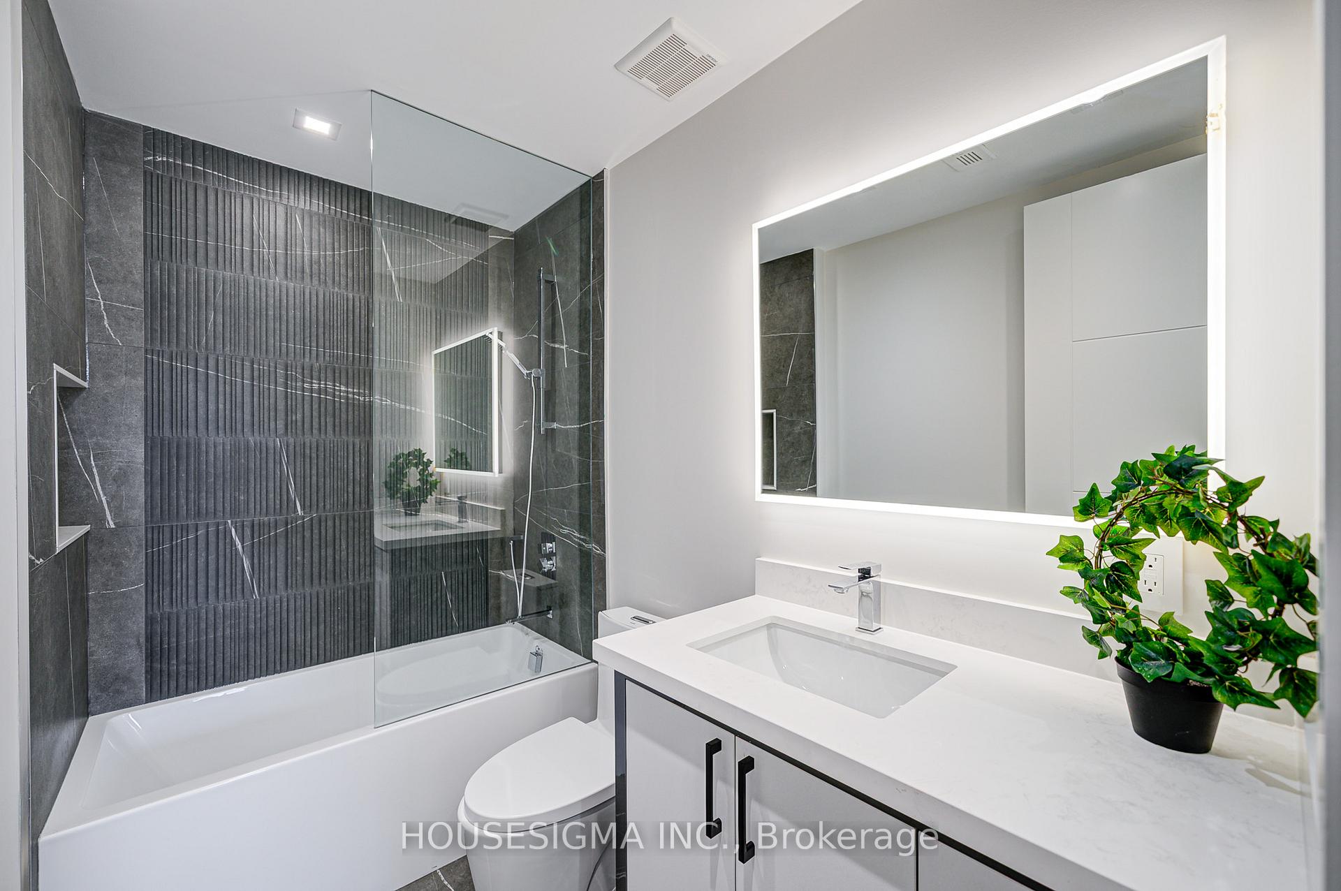 Photo 15 of 151 Dewbourne Avenue, Toronto, Humewood-Cedarvale — HOMEH