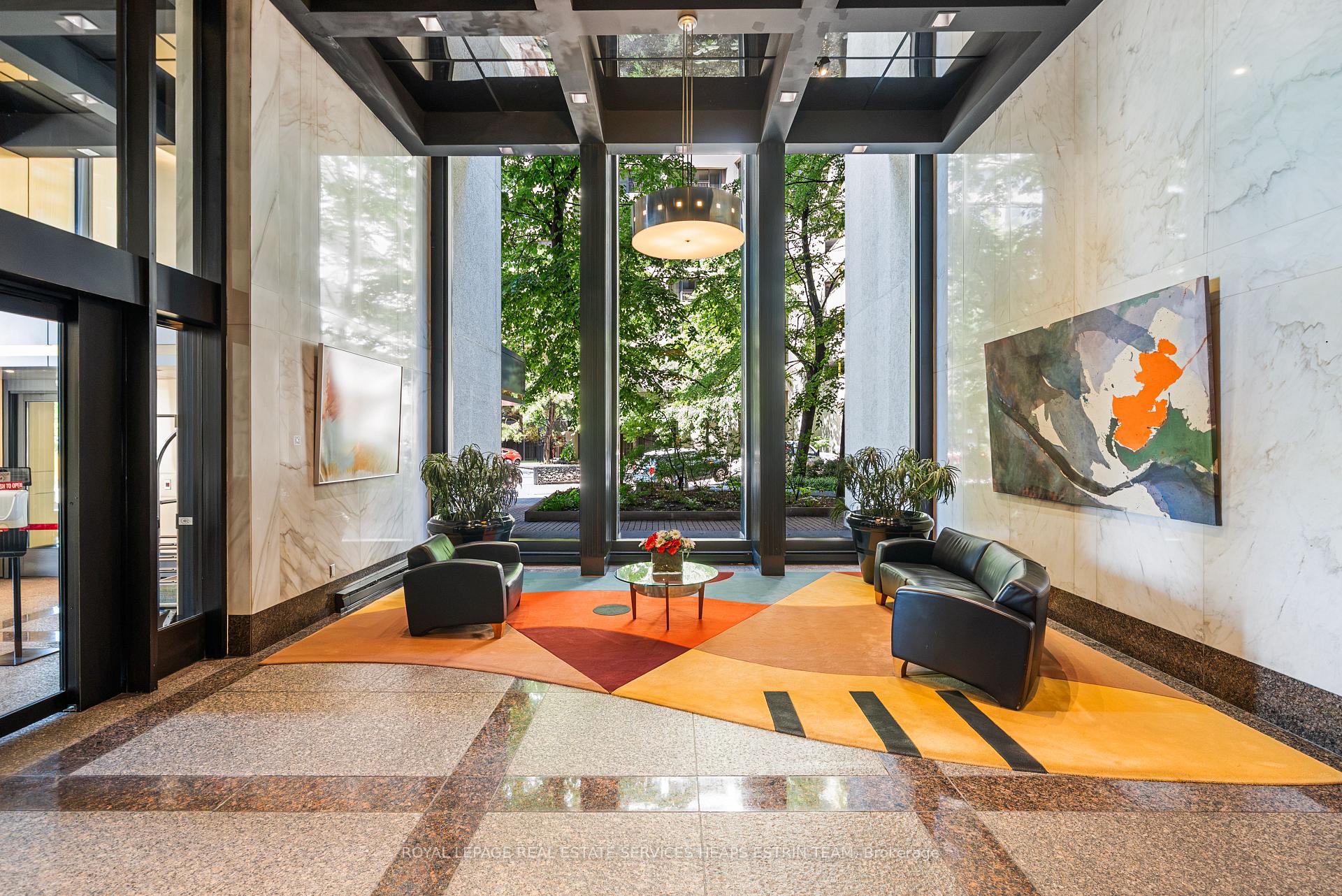Photo 2 of Unit #411, 33 Harbour Square, Toronto, Waterfront Communities — HOMEH