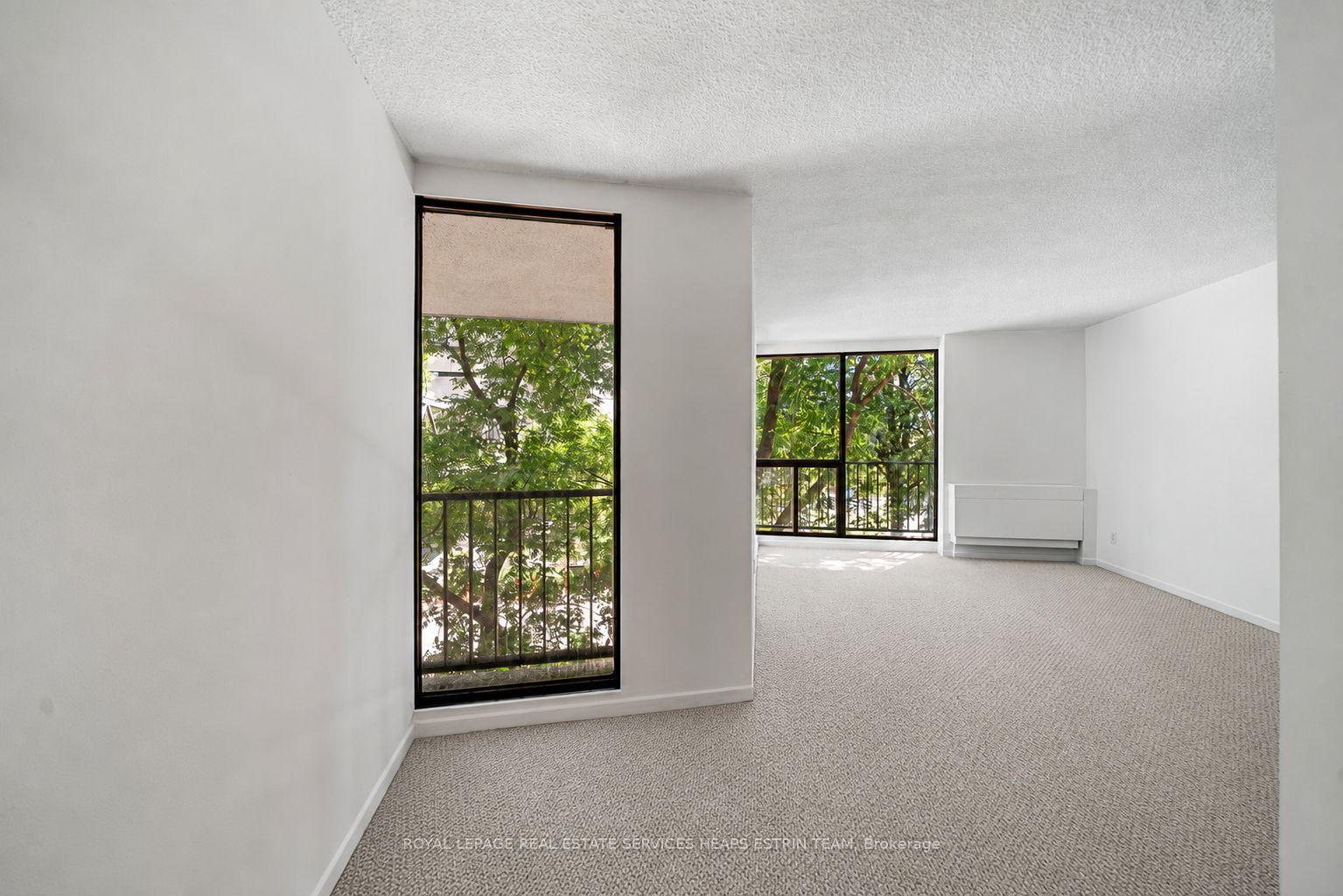 Photo 18 of Unit #411, 33 Harbour Square, Toronto, Waterfront Communities — HOMEH