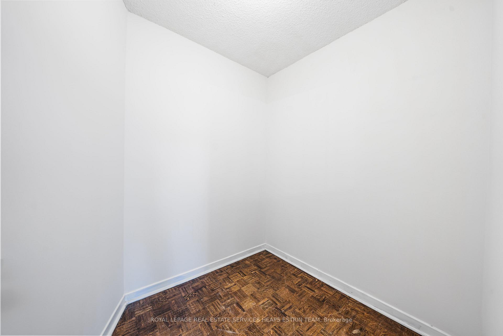 Photo 26 of Unit #411, 33 Harbour Square, Toronto, Waterfront Communities — HOMEH