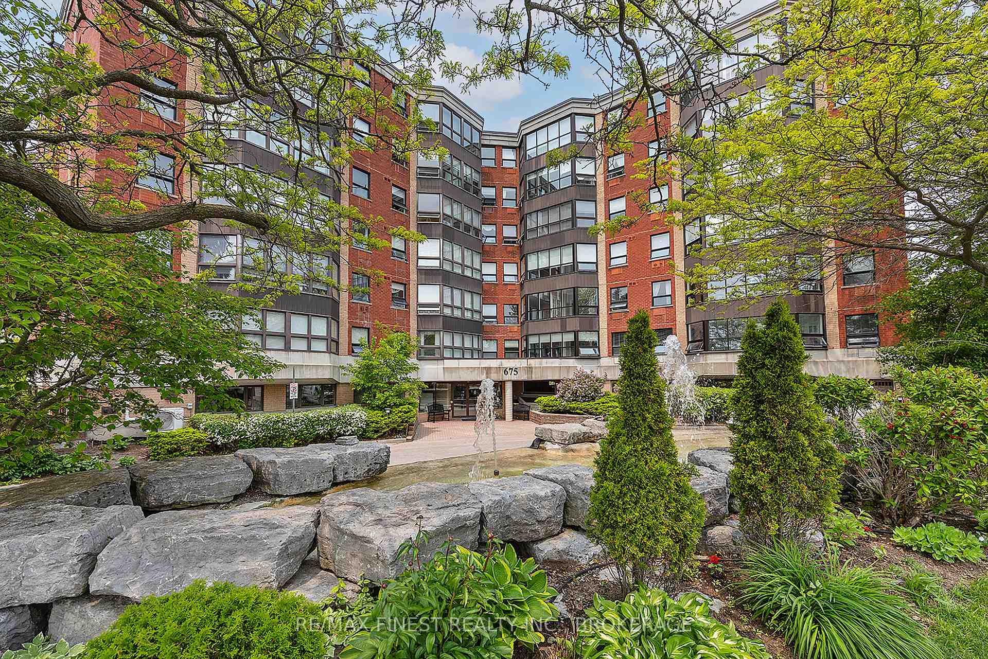 Photo of Unit 504, 675 Davis Drive