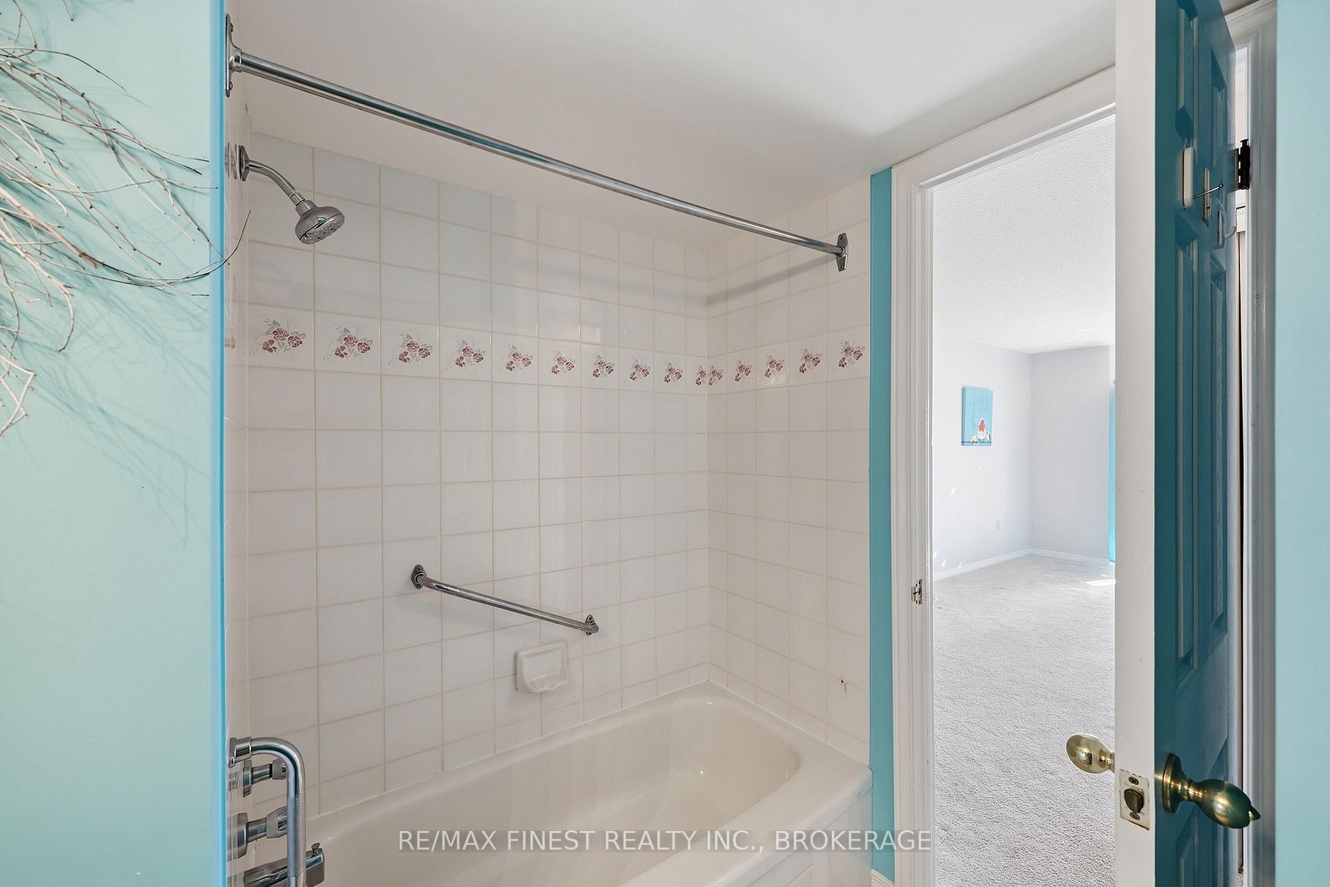 Photo 33 of Unit 504, 675 Davis Drive, Kingston, East Gardiners Rd — HOMEH