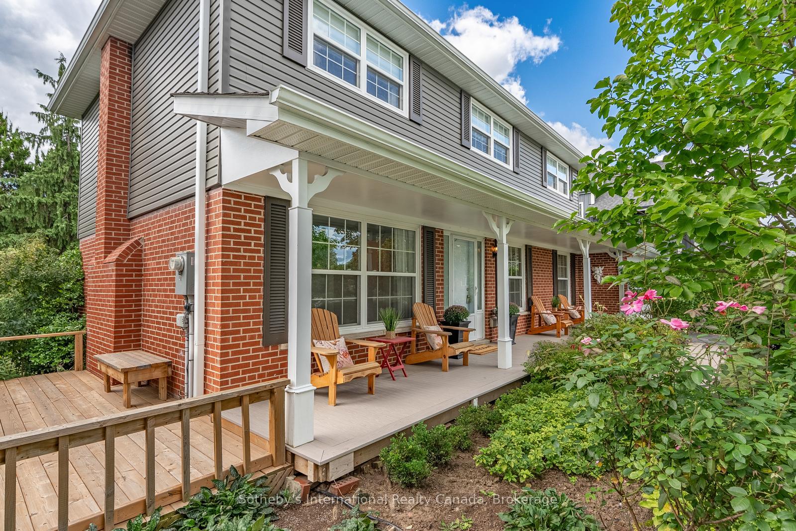 Photo 5 of 1252 Wood Place, Oakville, West — HOMEH