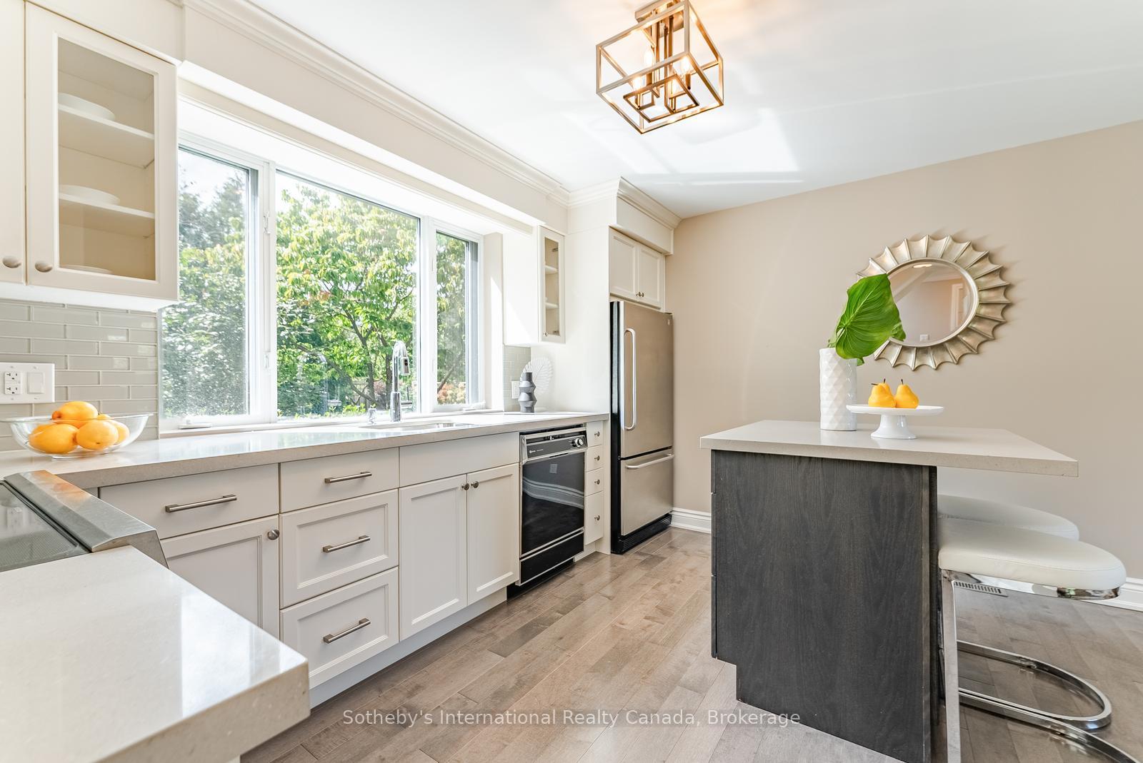 Photo 24 of 1252 Wood Place, Oakville, West — HOMEH