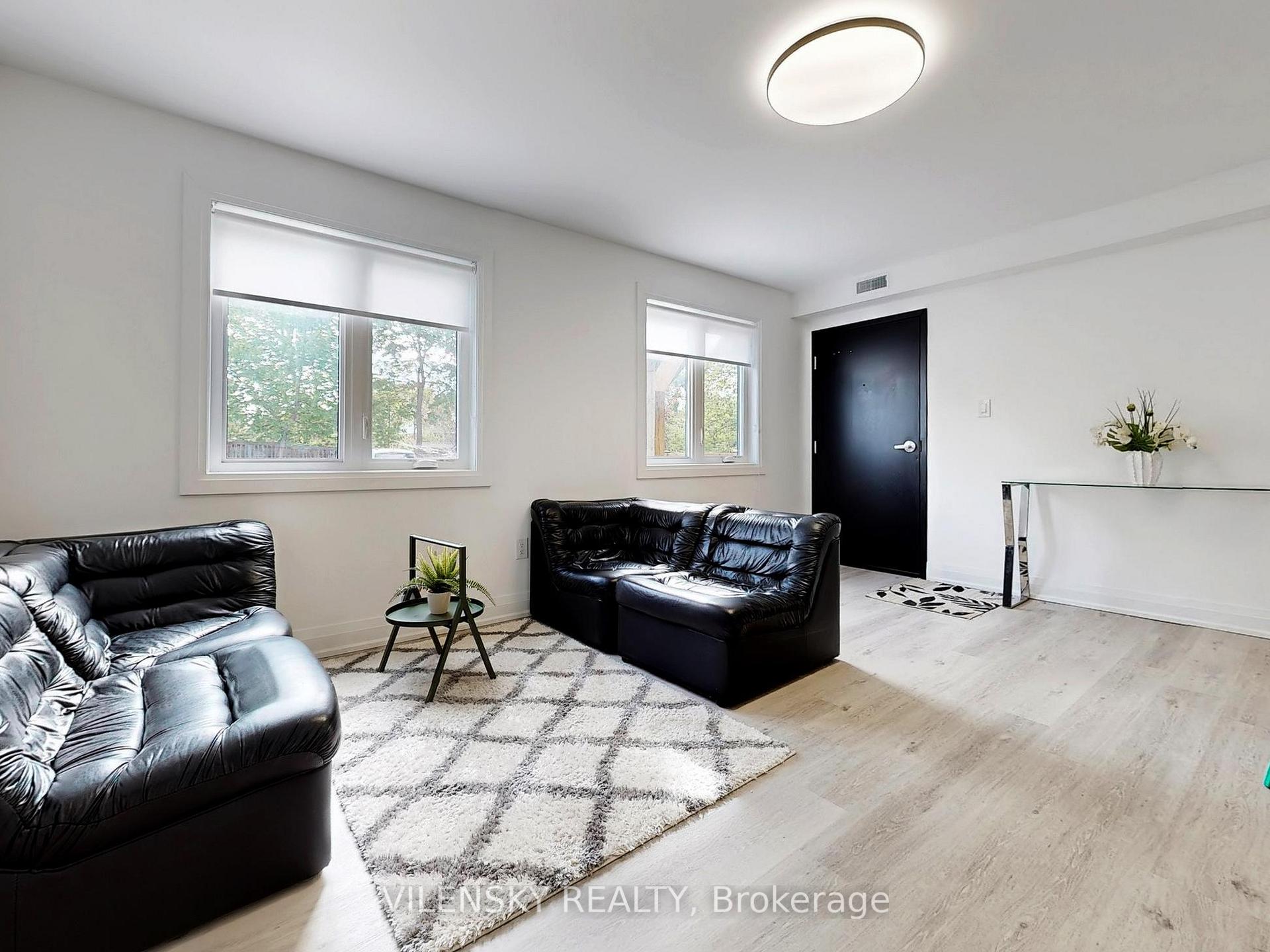 Photo 3 of Unit F, 195 Owen Street, Barrie, Wellington — HOMEH