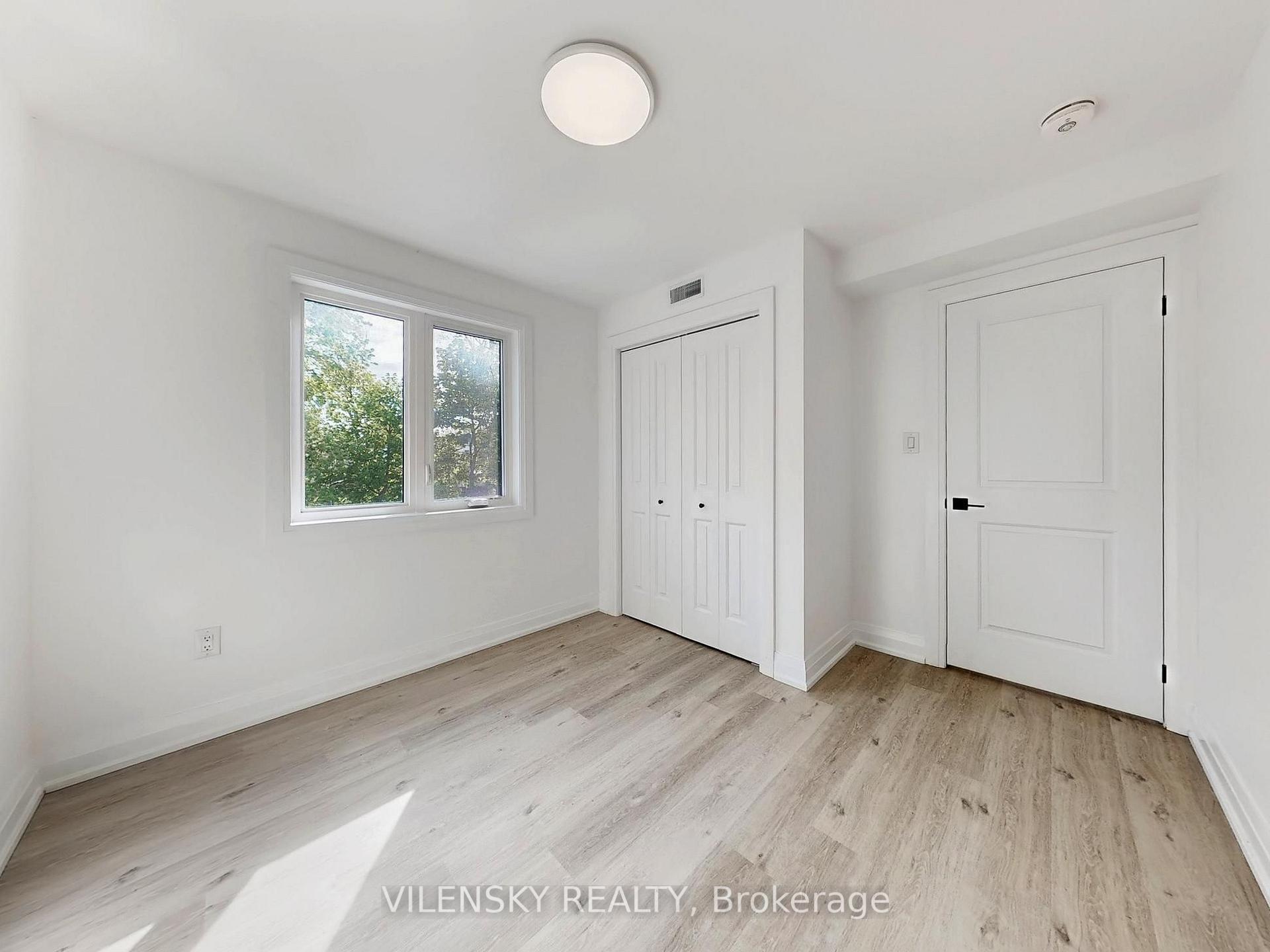 Photo 7 of Unit F, 195 Owen Street, Barrie, Wellington — HOMEH