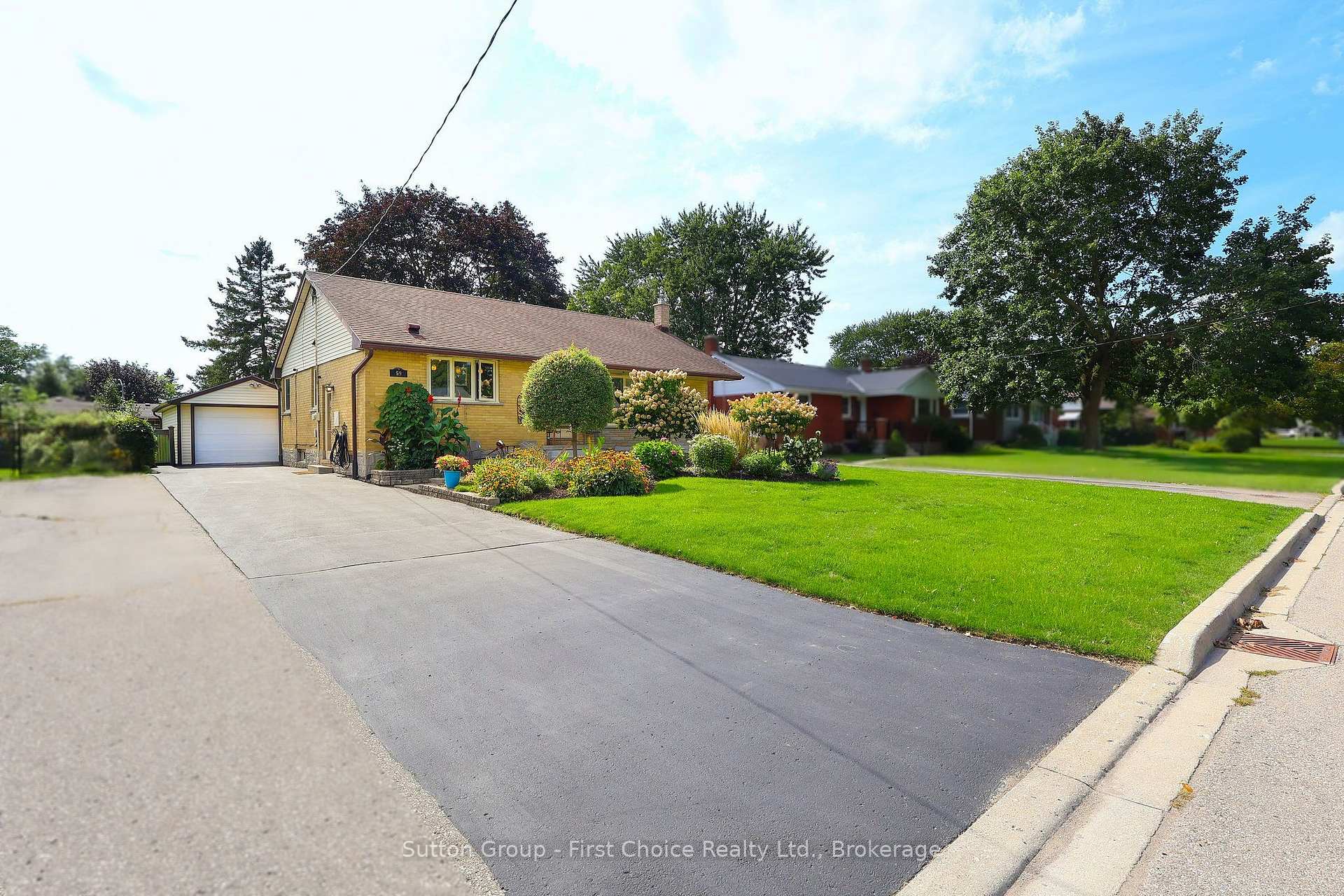 Photo 2 of 59 Easson Street, Stratford — HOMEH