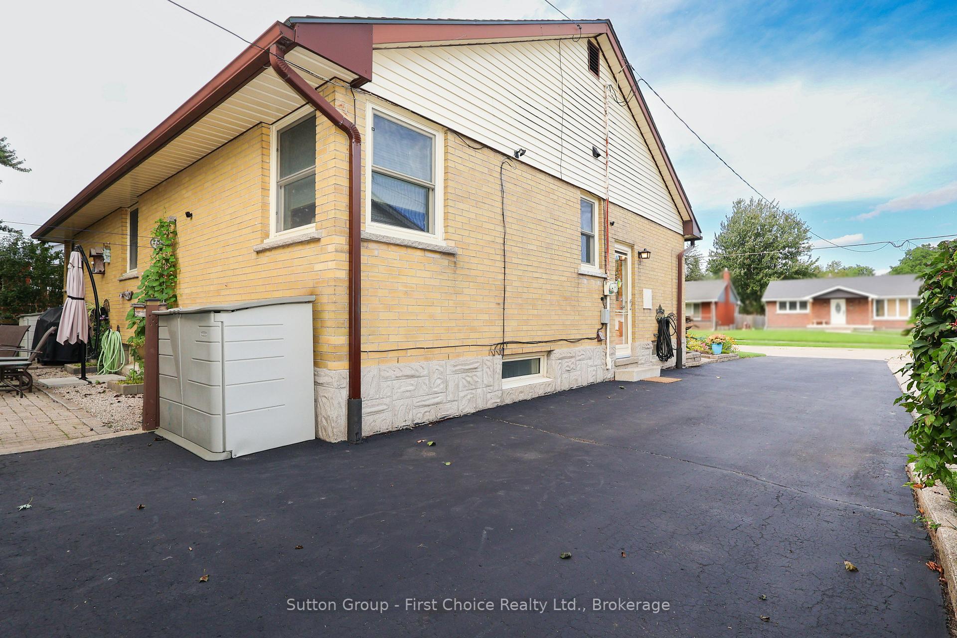 Photo 39 of 59 Easson Street, Stratford — HOMEH