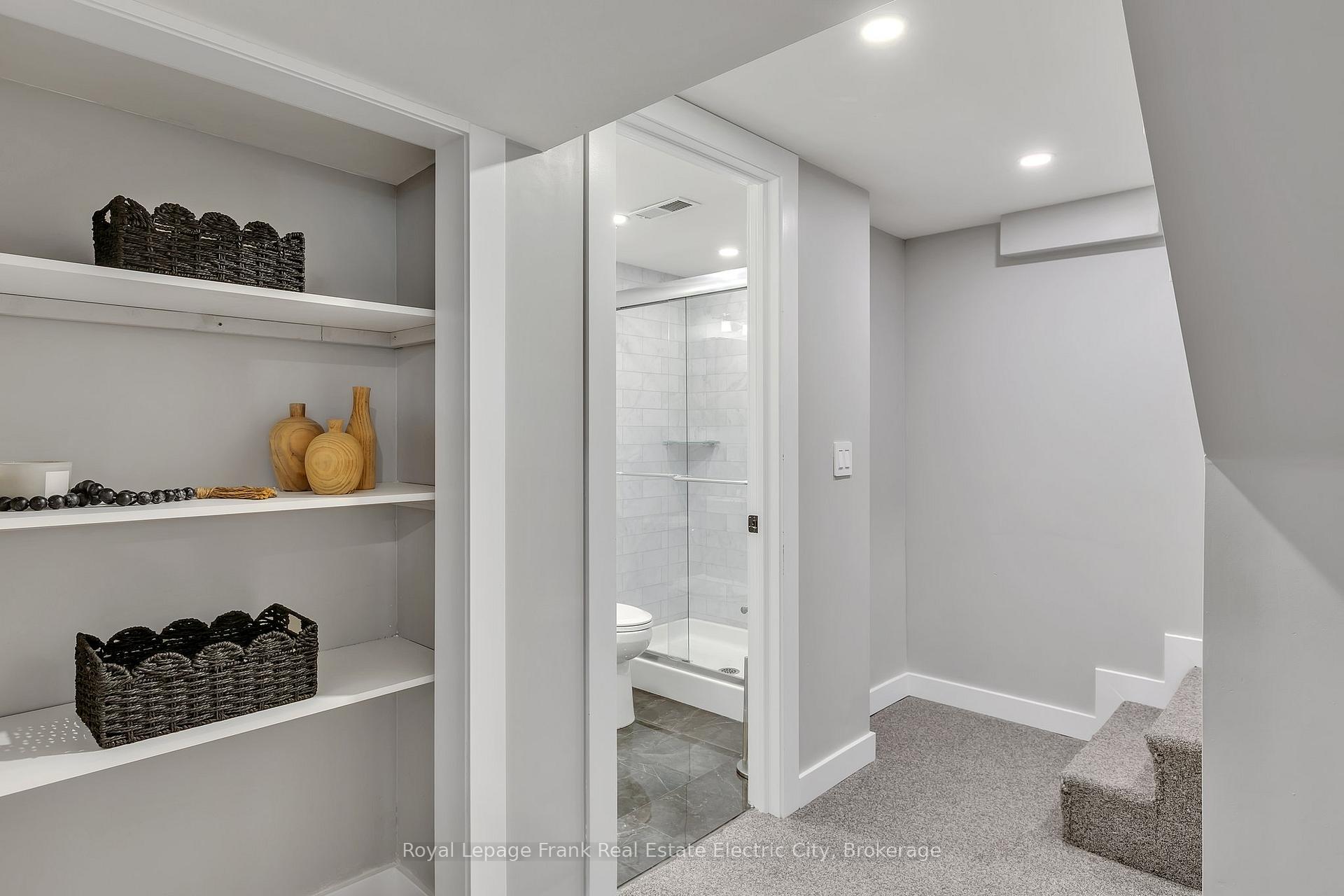 Photo 29 of 547 Rose Avenue, Peterborough, Otonabee Ward 1 — HOMEH