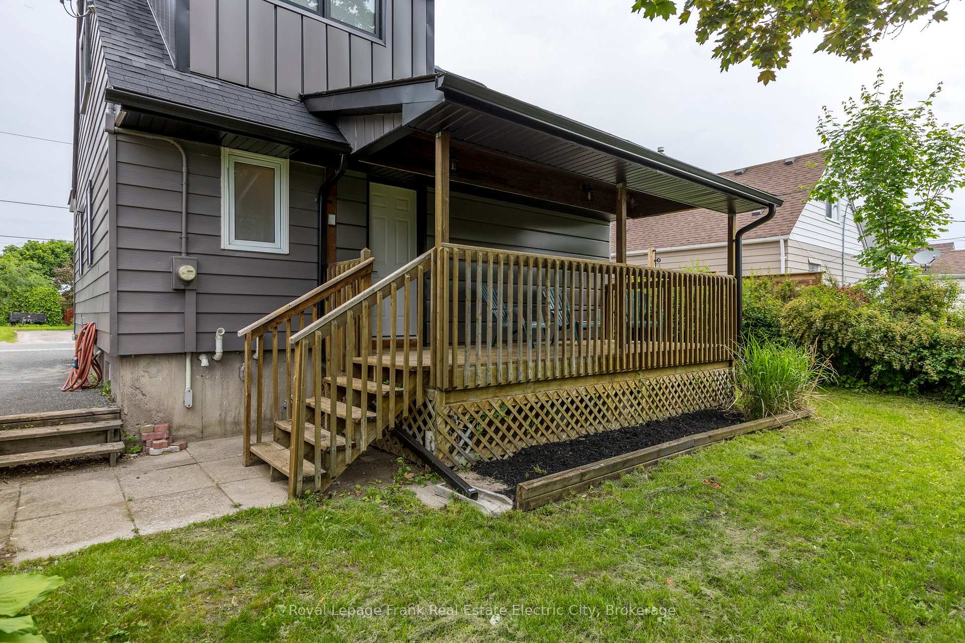 Photo 41 of 547 Rose Avenue, Peterborough, Otonabee Ward 1 — HOMEH