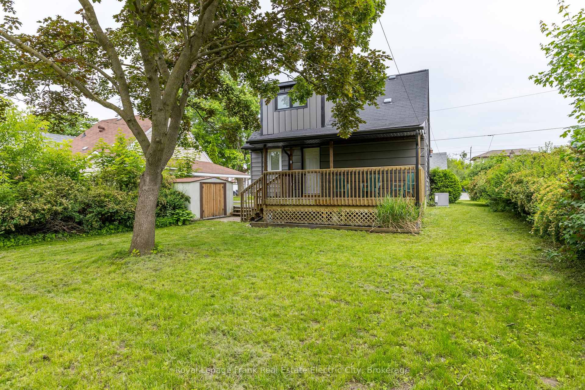 Photo 49 of 547 Rose Avenue, Peterborough, Otonabee Ward 1 — HOMEH