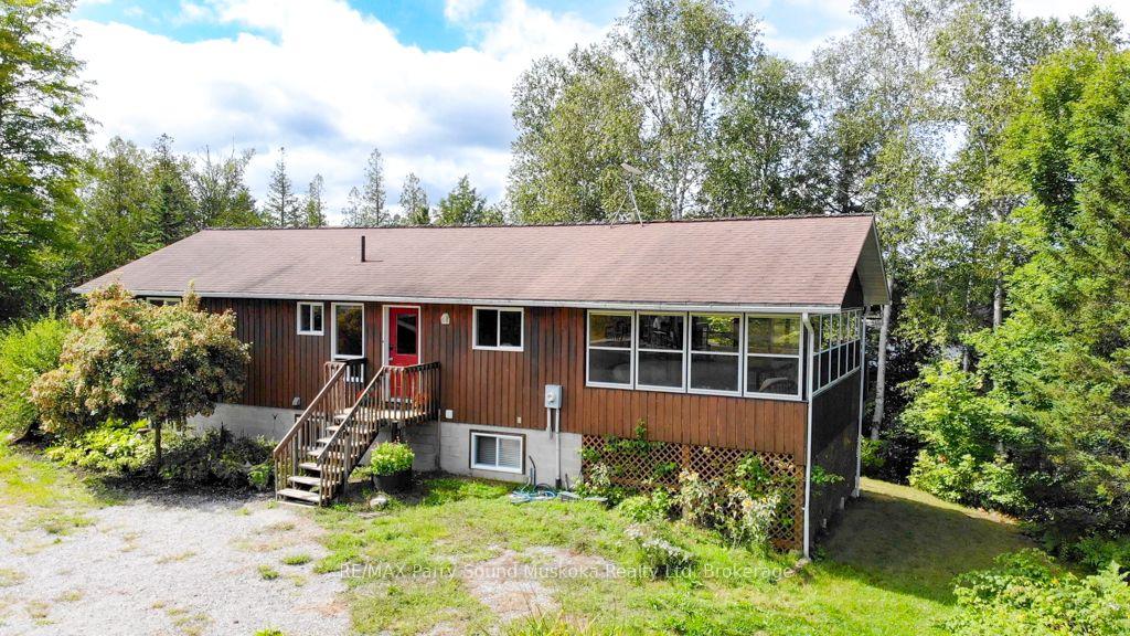 Photo 9 of 77 Quinn Road, Whitestone, Dunchurch — HOMEH