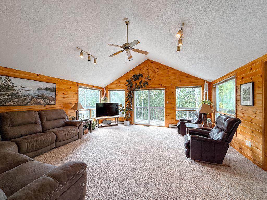 Photo 26 of 77 Quinn Road, Whitestone, Dunchurch — HOMEH