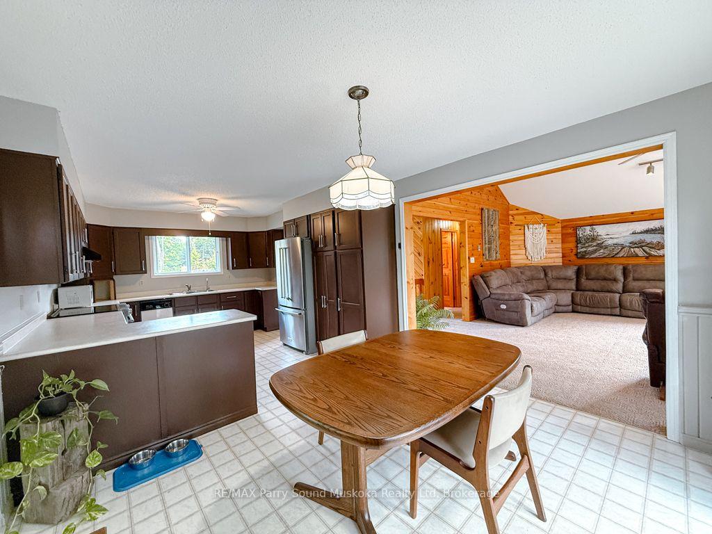 Photo 28 of 77 Quinn Road, Whitestone, Dunchurch — HOMEH