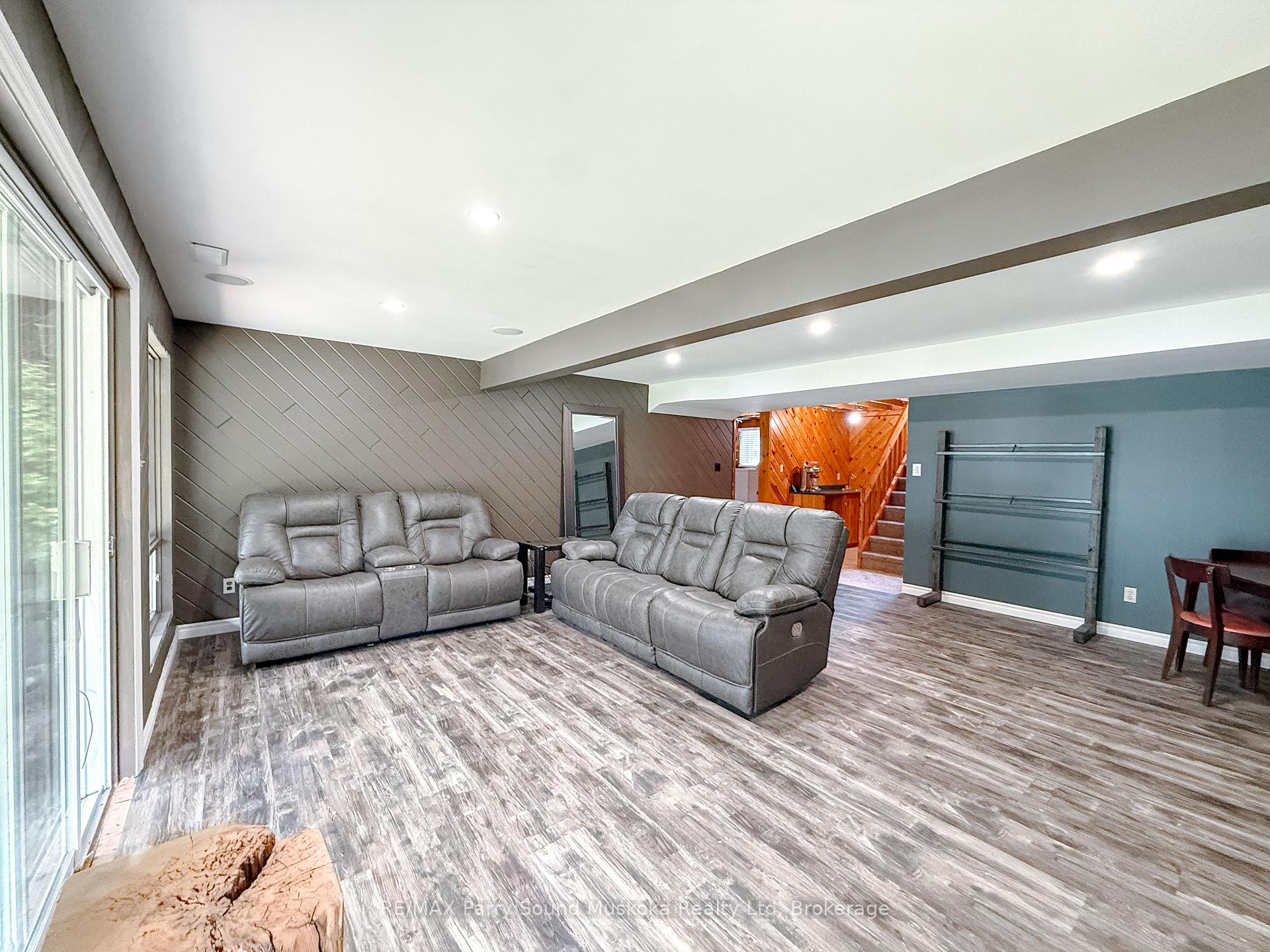 Photo 42 of 77 Quinn Road, Whitestone, Dunchurch — HOMEH
