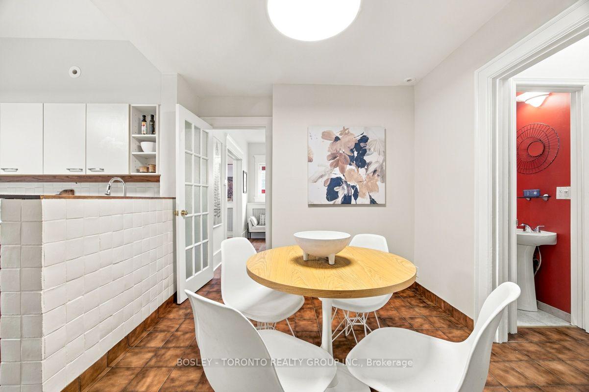 Photo 14 of 111 Welland Avenue, Toronto, Rosedale-Moore Park — HOMEH