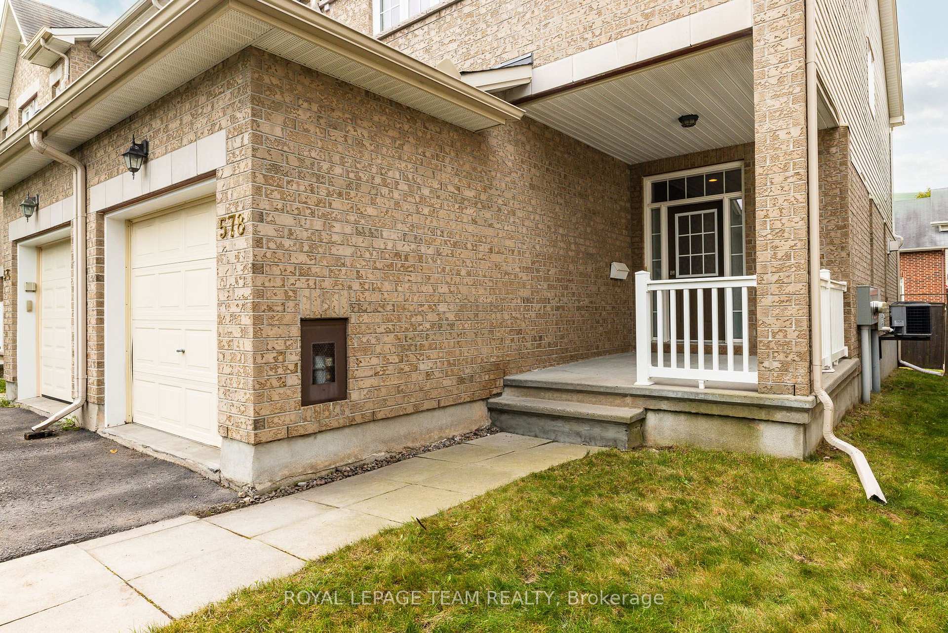 Photo 2 of 578 Remnor Avenue, Ottawa, Kanata - Kanata Lakes/Heritage Hills — HOMEH