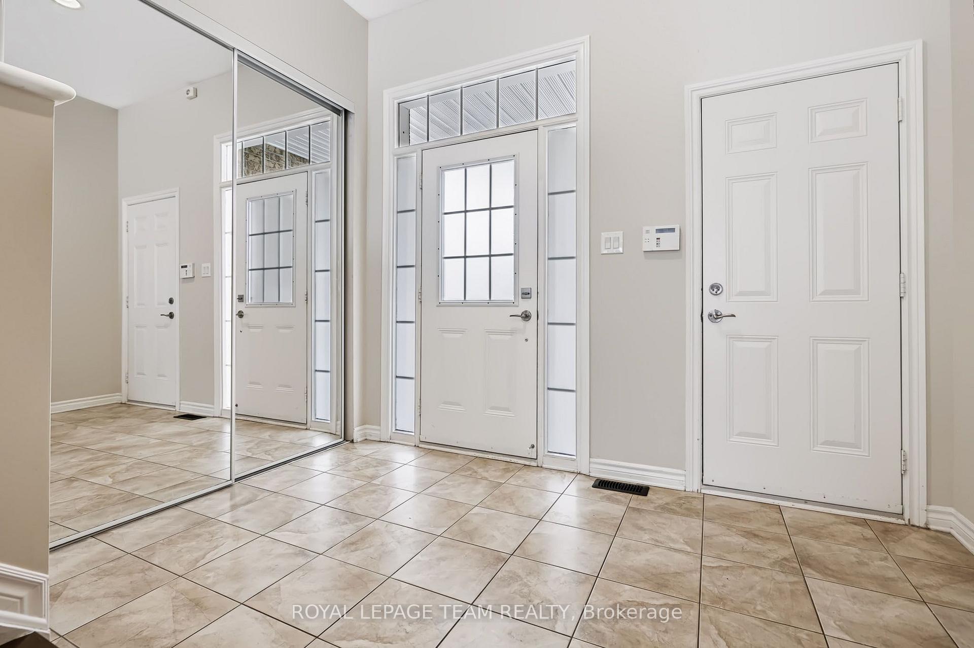 Photo 3 of 578 Remnor Avenue, Ottawa, Kanata - Kanata Lakes/Heritage Hills — HOMEH