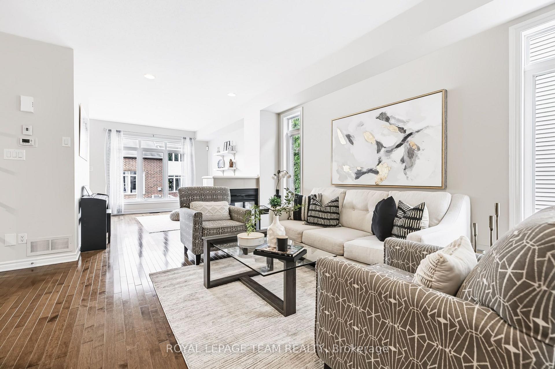 Photo 5 of 578 Remnor Avenue, Ottawa, Kanata - Kanata Lakes/Heritage Hills — HOMEH