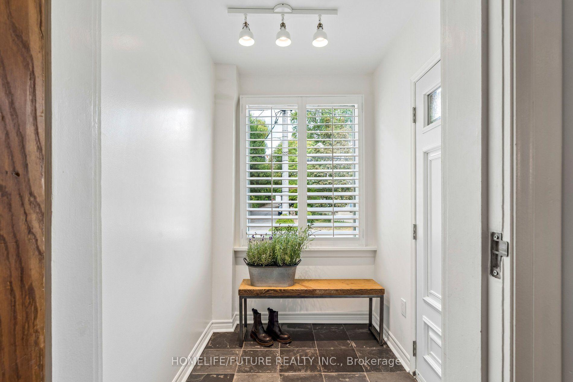 Photo 4 of 239 Broadway Avenue, Toronto, Mount Pleasant East — HOMEH