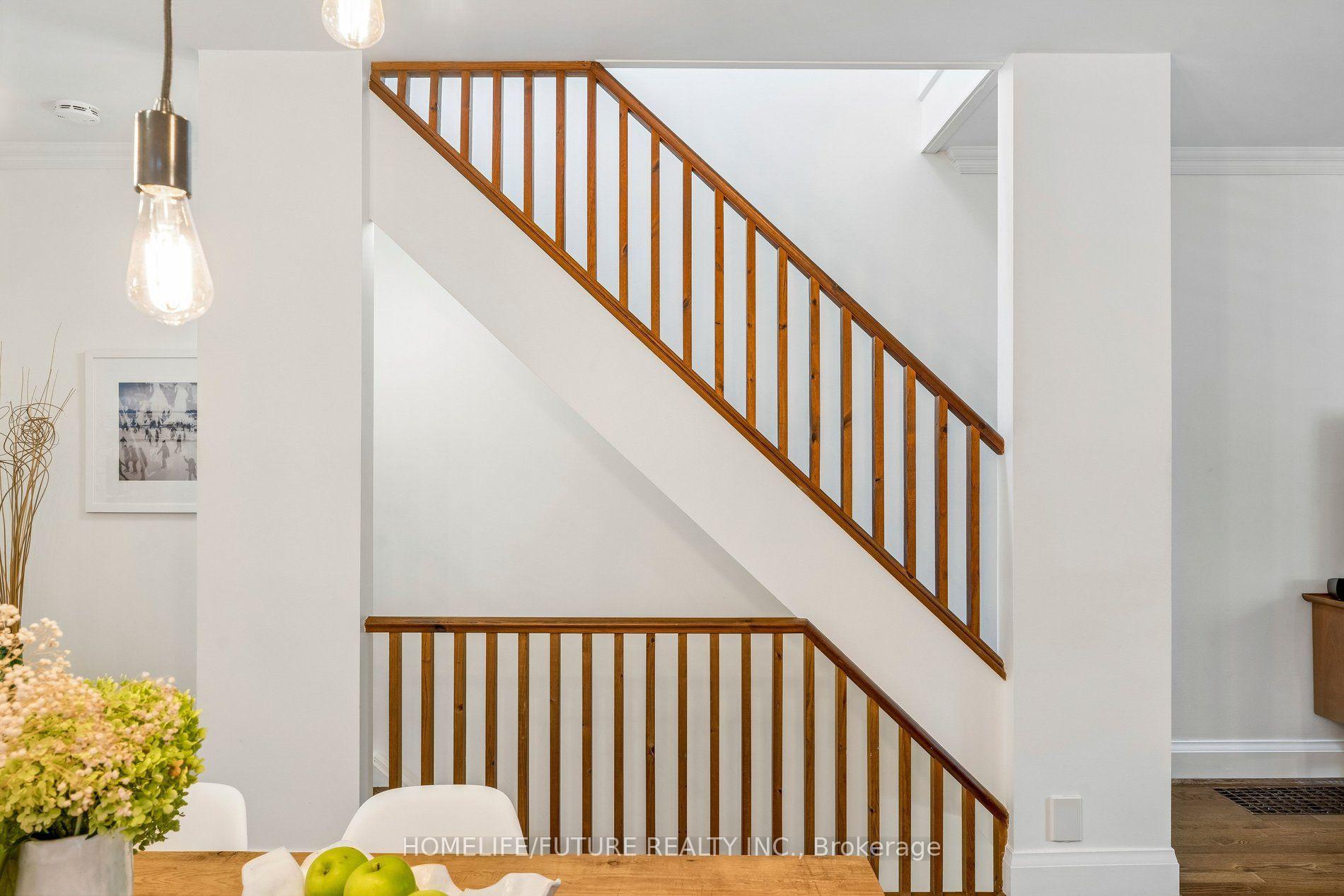 Photo 16 of 239 Broadway Avenue, Toronto, Mount Pleasant East — HOMEH