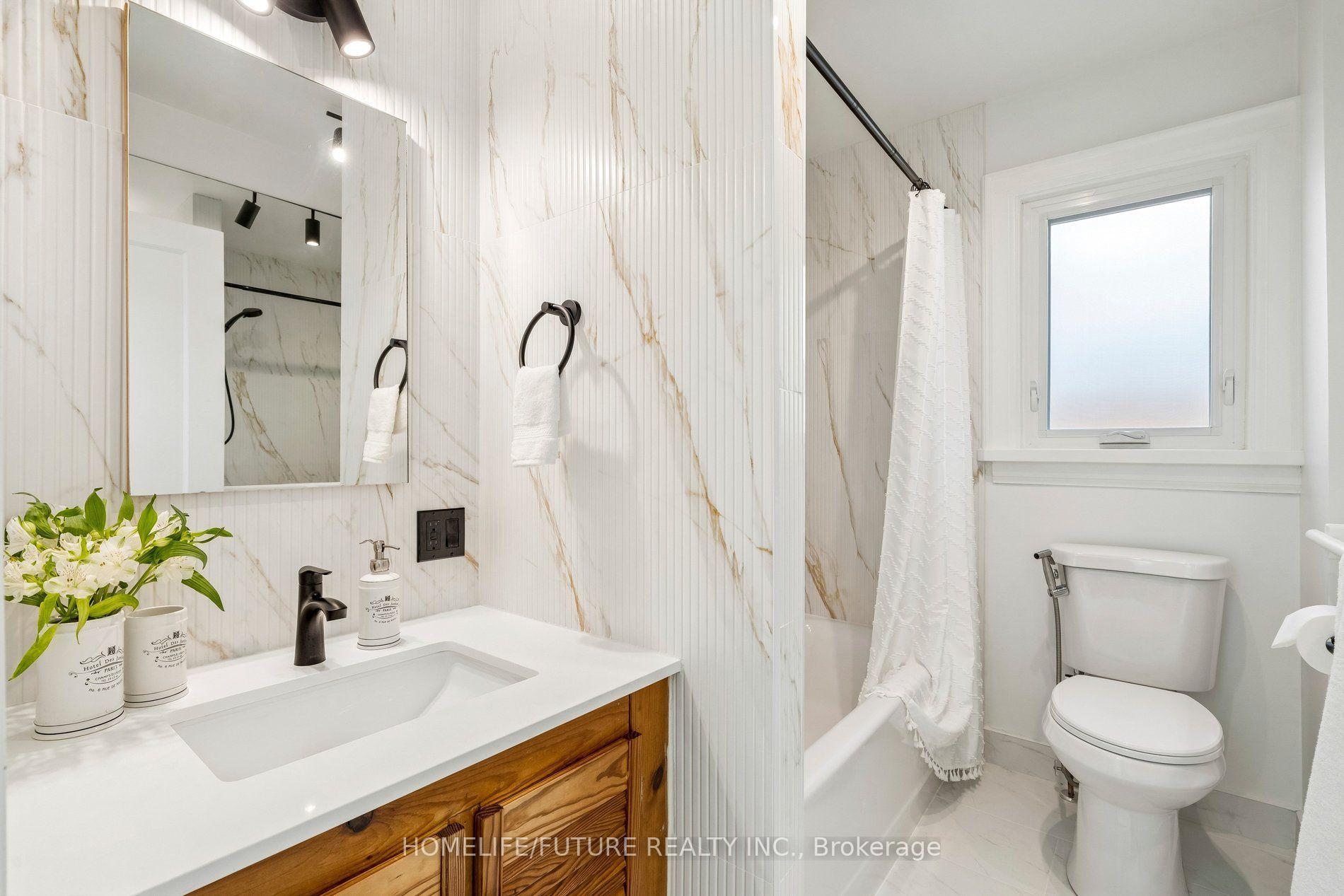 Photo 27 of 239 Broadway Avenue, Toronto, Mount Pleasant East — HOMEH