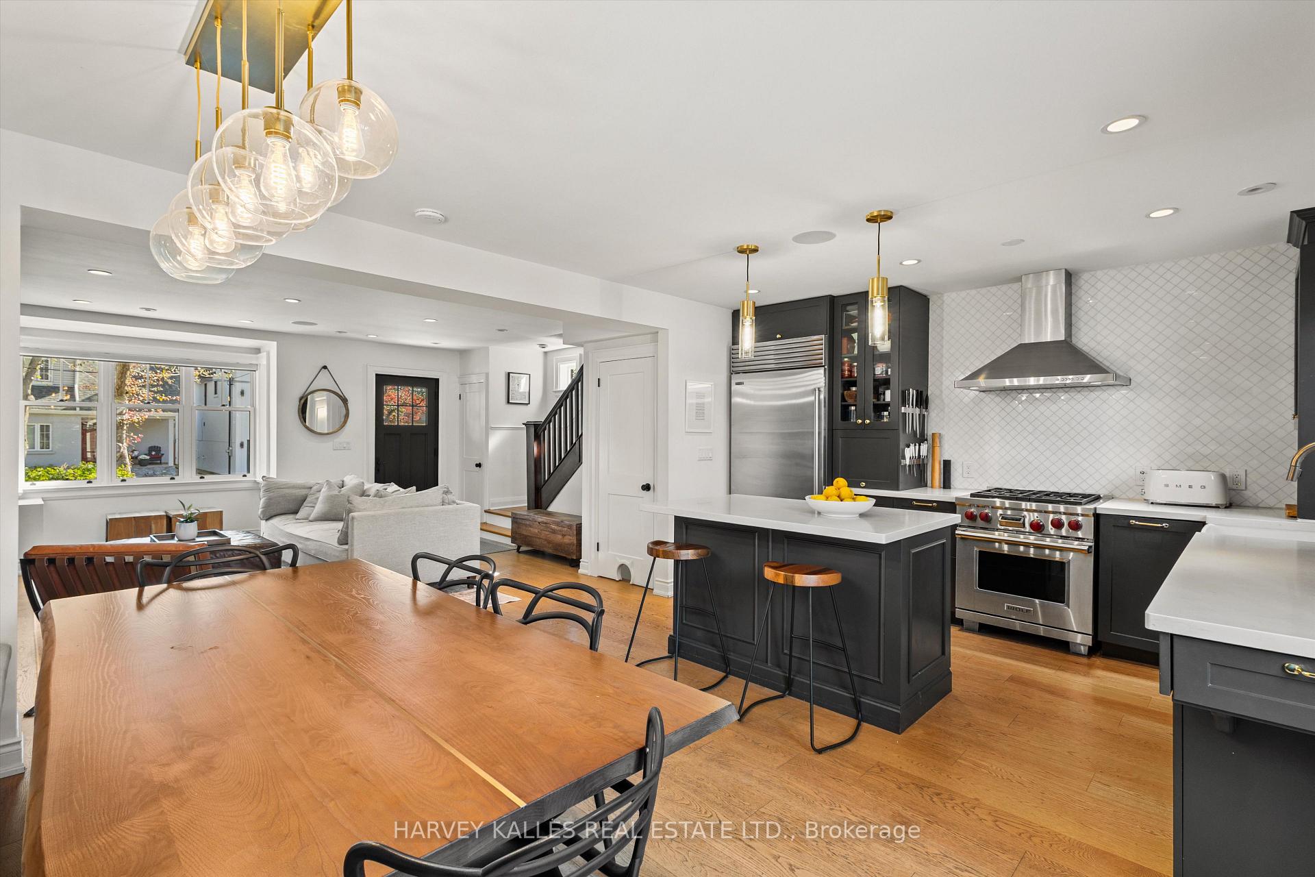 Photo 15 of 80 Fifth Street, Etobicoke, New Toronto — HOMEH