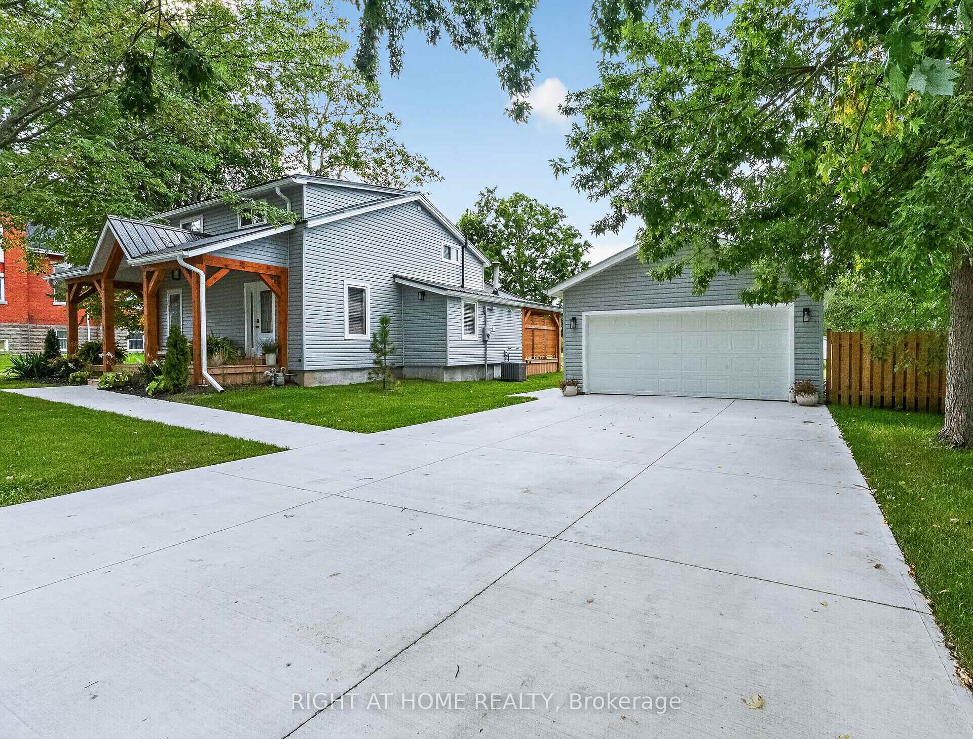 Photo 2 of 35620 Fingal Line, Southwold, Fingal — HOMEH