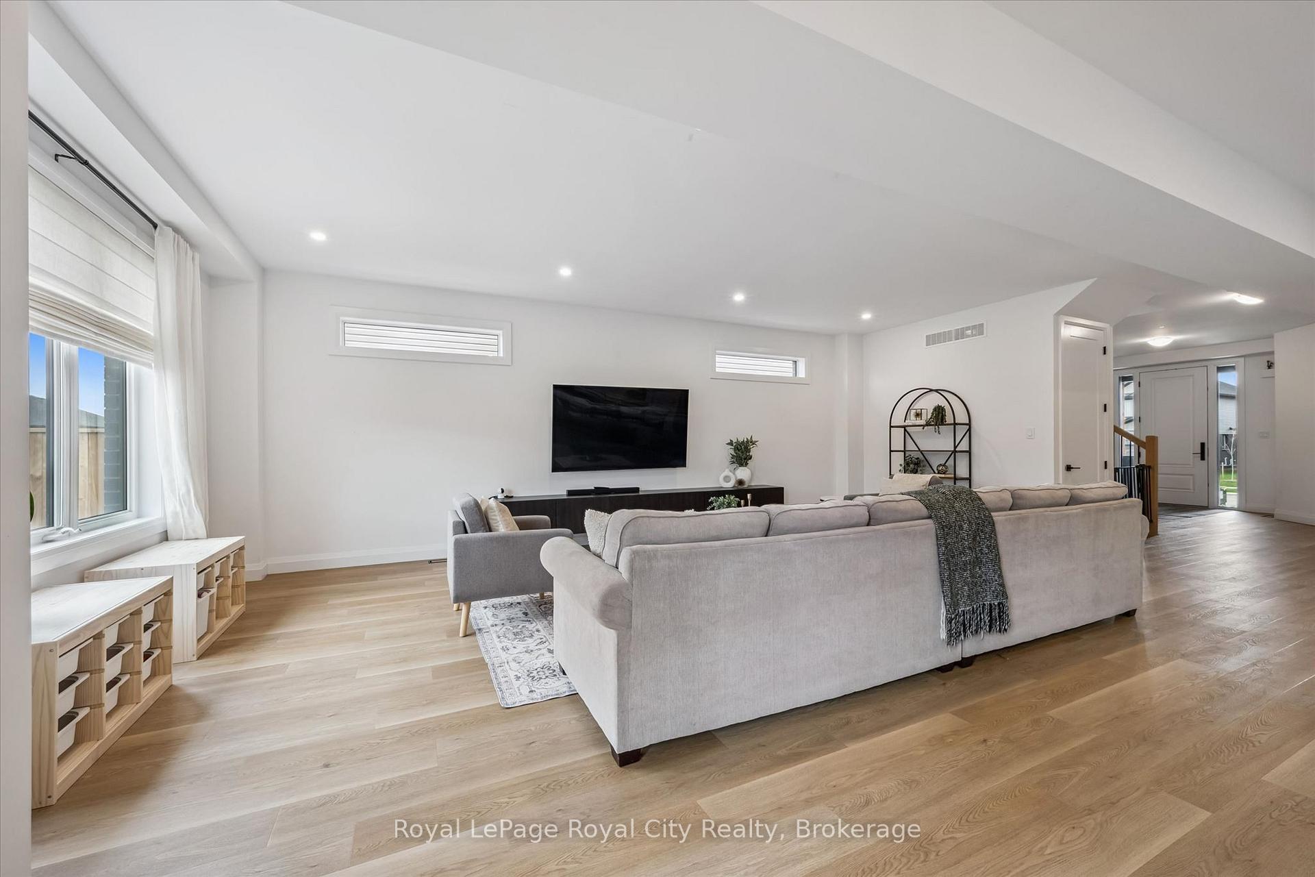 Photo 6 of 203 Schmidt Drive, Wellington North, Arthur — HOMEH