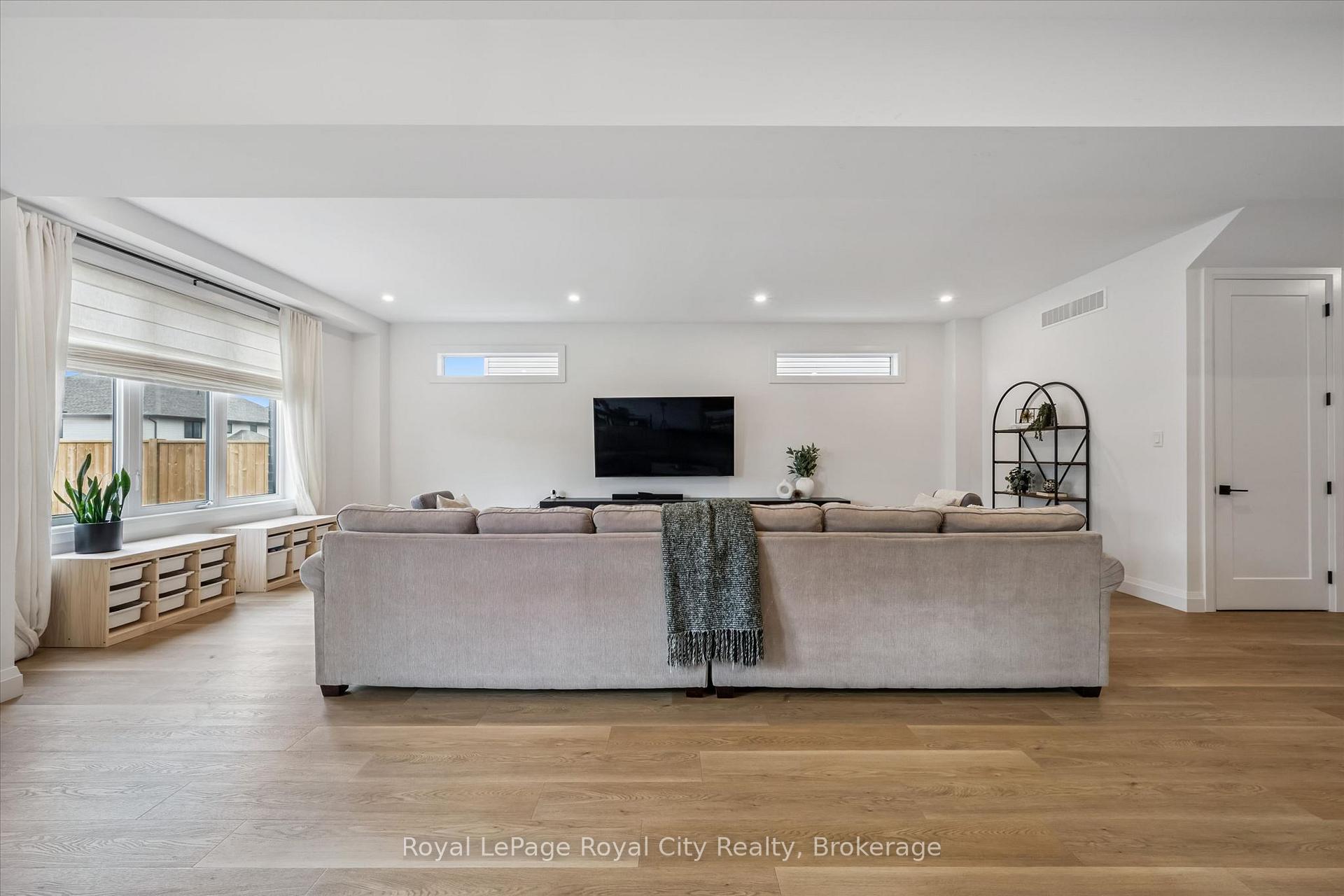 Photo 8 of 203 Schmidt Drive, Wellington North, Arthur — HOMEH