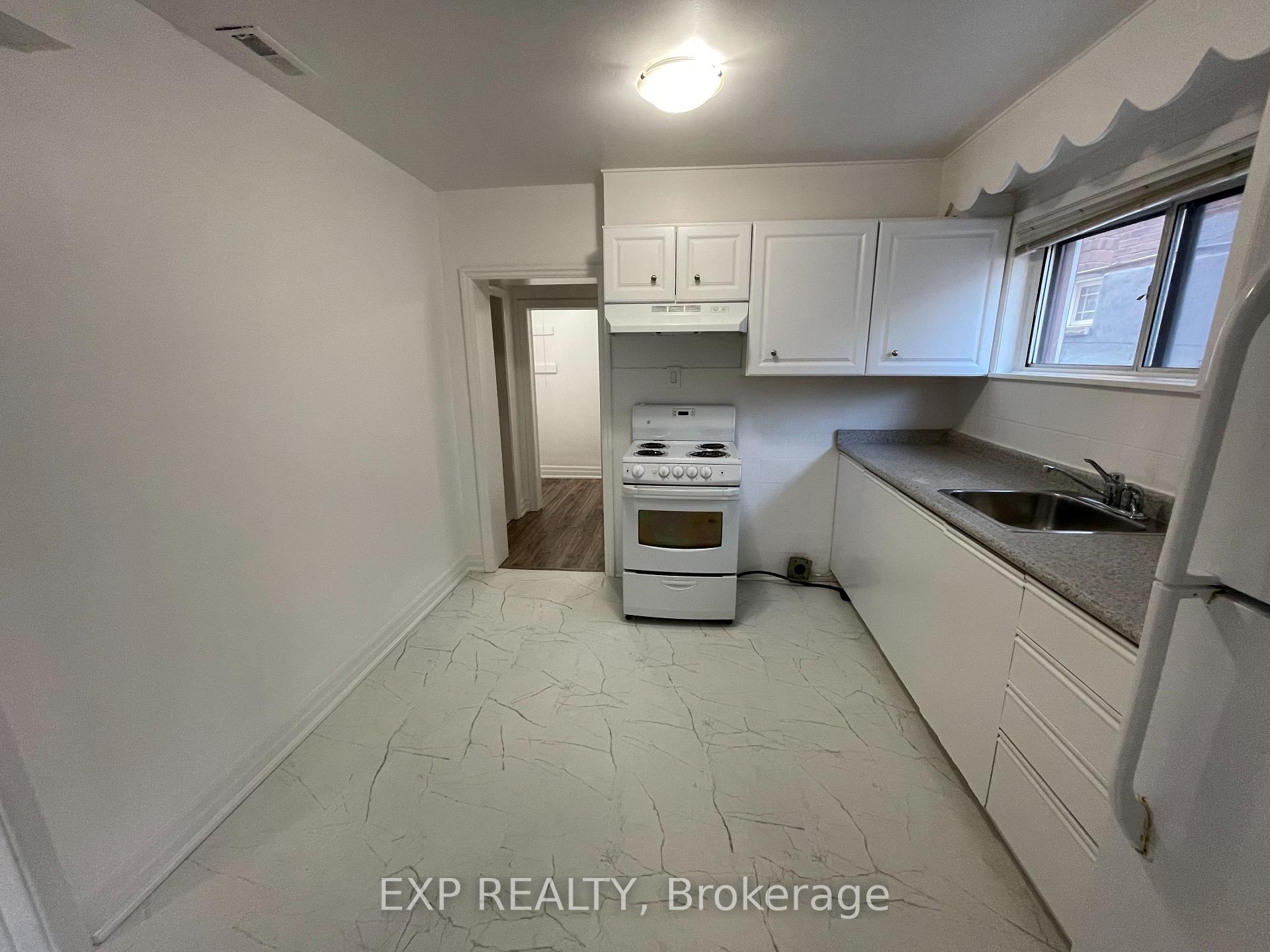 Photo 19 of 41 Bloem Avenue, Toronto, Caledonia-Fairbank — HOMEH