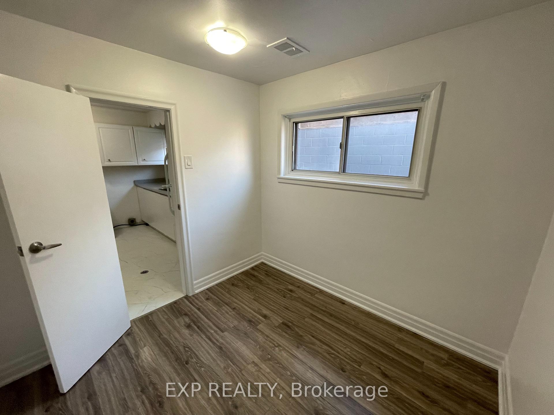 Photo 21 of 41 Bloem Avenue, Toronto, Caledonia-Fairbank — HOMEH