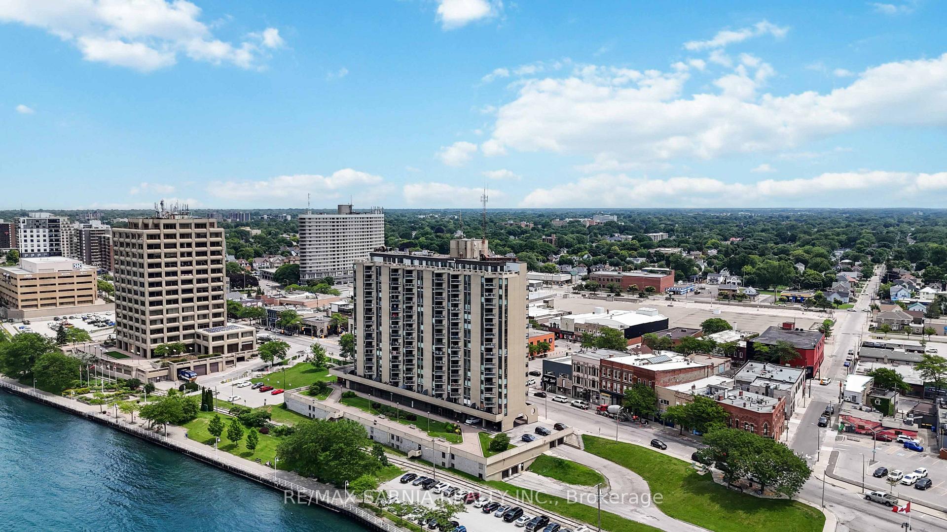 Photo 28 of Unit 1204, 155 Front Street N, Sarnia — HOMEH