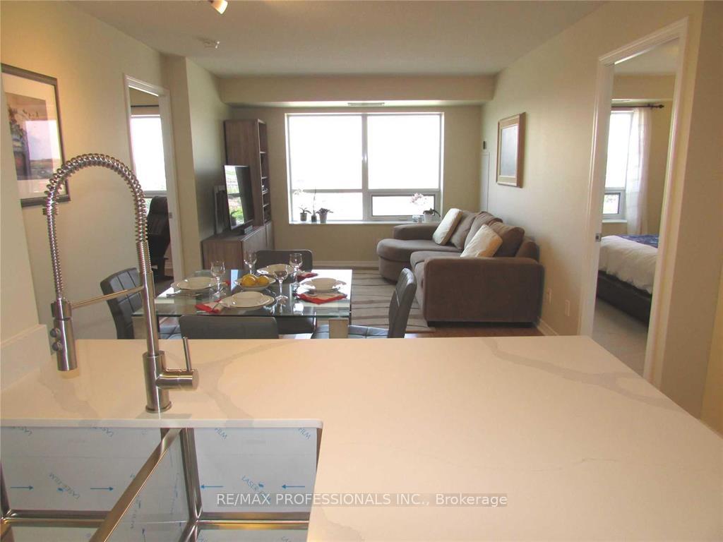 Photo 6 of Unit 1311, 61 Heintzman Street, Toronto, Junction Area — HOMEH