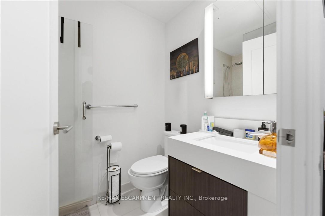 Photo 9 of Unit 3807, 10 York Street, Toronto, Waterfront Communities — HOMEH