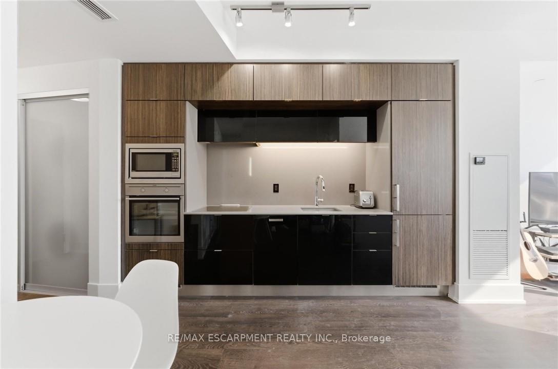 Photo 18 of Unit 3807, 10 York Street, Toronto, Waterfront Communities — HOMEH