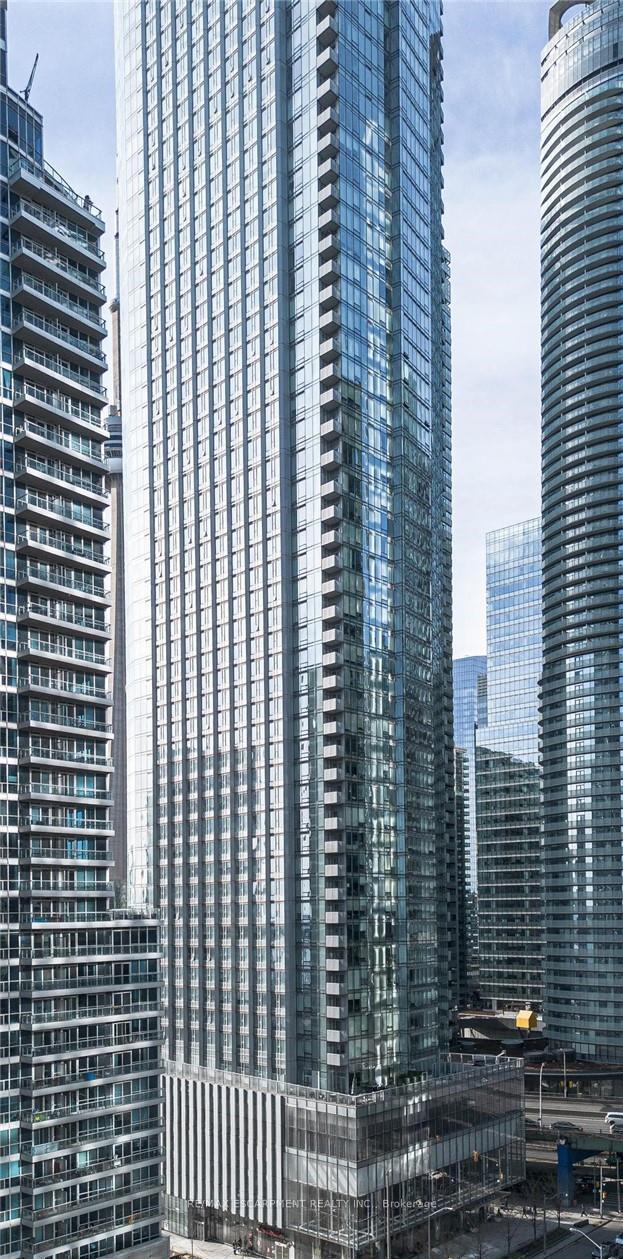 Photo 41 of Unit 3807, 10 York Street, Toronto, Waterfront Communities — HOMEH