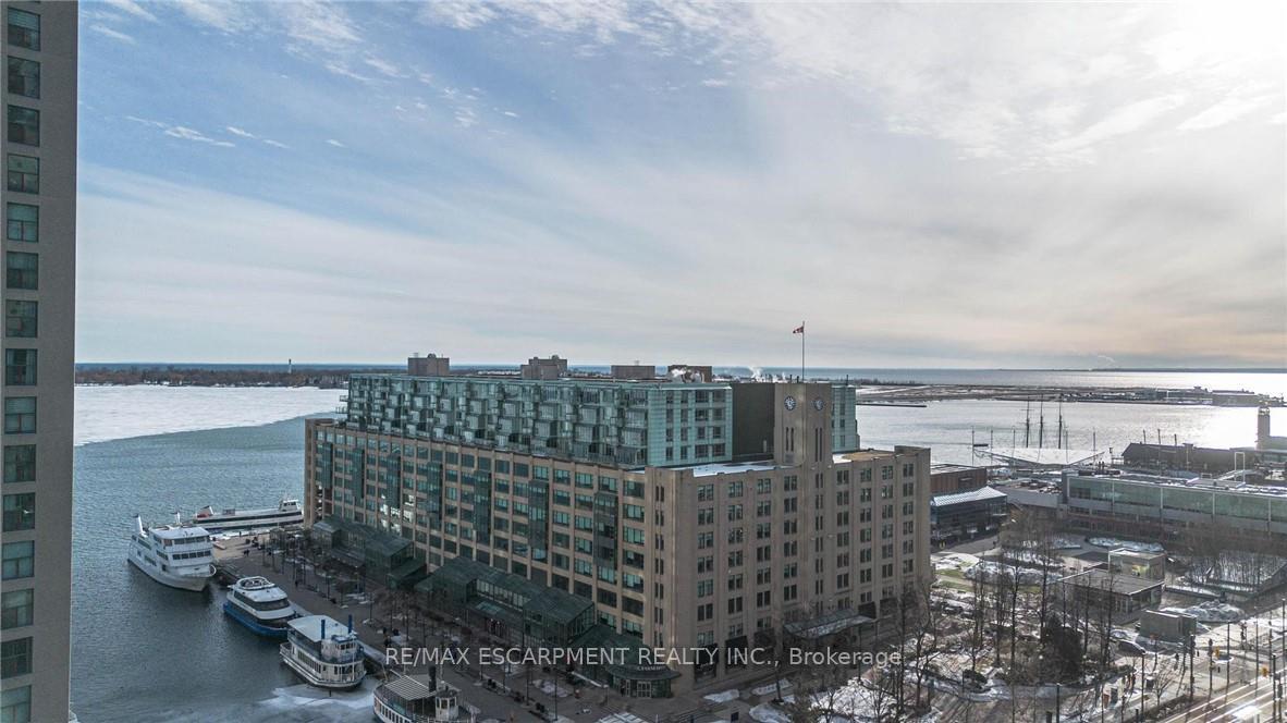 Photo 42 of Unit 3807, 10 York Street, Toronto, Waterfront Communities — HOMEH