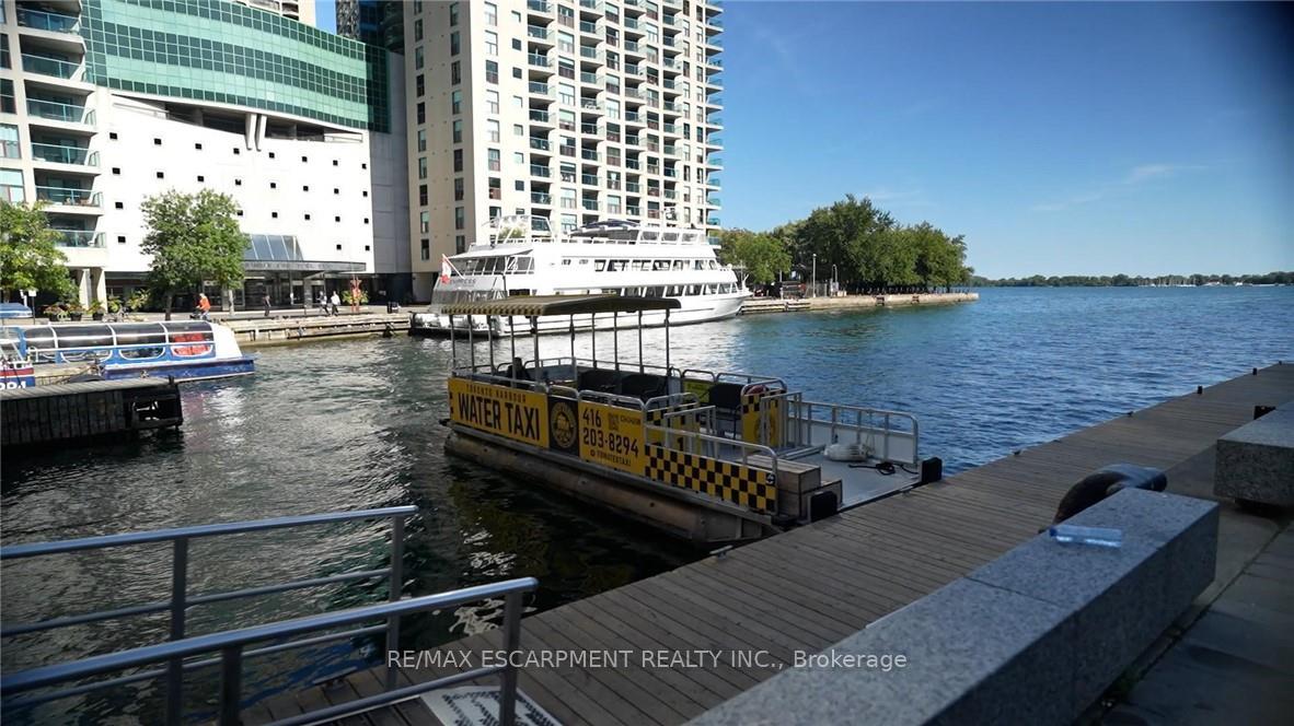 Photo 43 of Unit 3807, 10 York Street, Toronto, Waterfront Communities — HOMEH