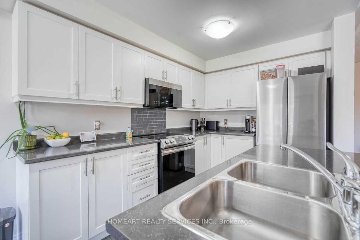Photo 12 of 2337 Steeplechase Street, Oshawa, Windfields — HOMEH