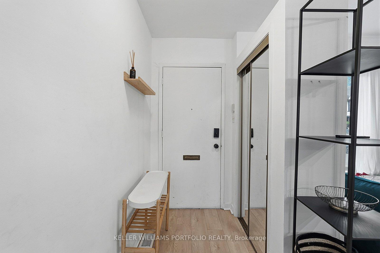 Photo 6 of 15 Myrtle Avenue, Toronto, South Riverdale — HOMEH